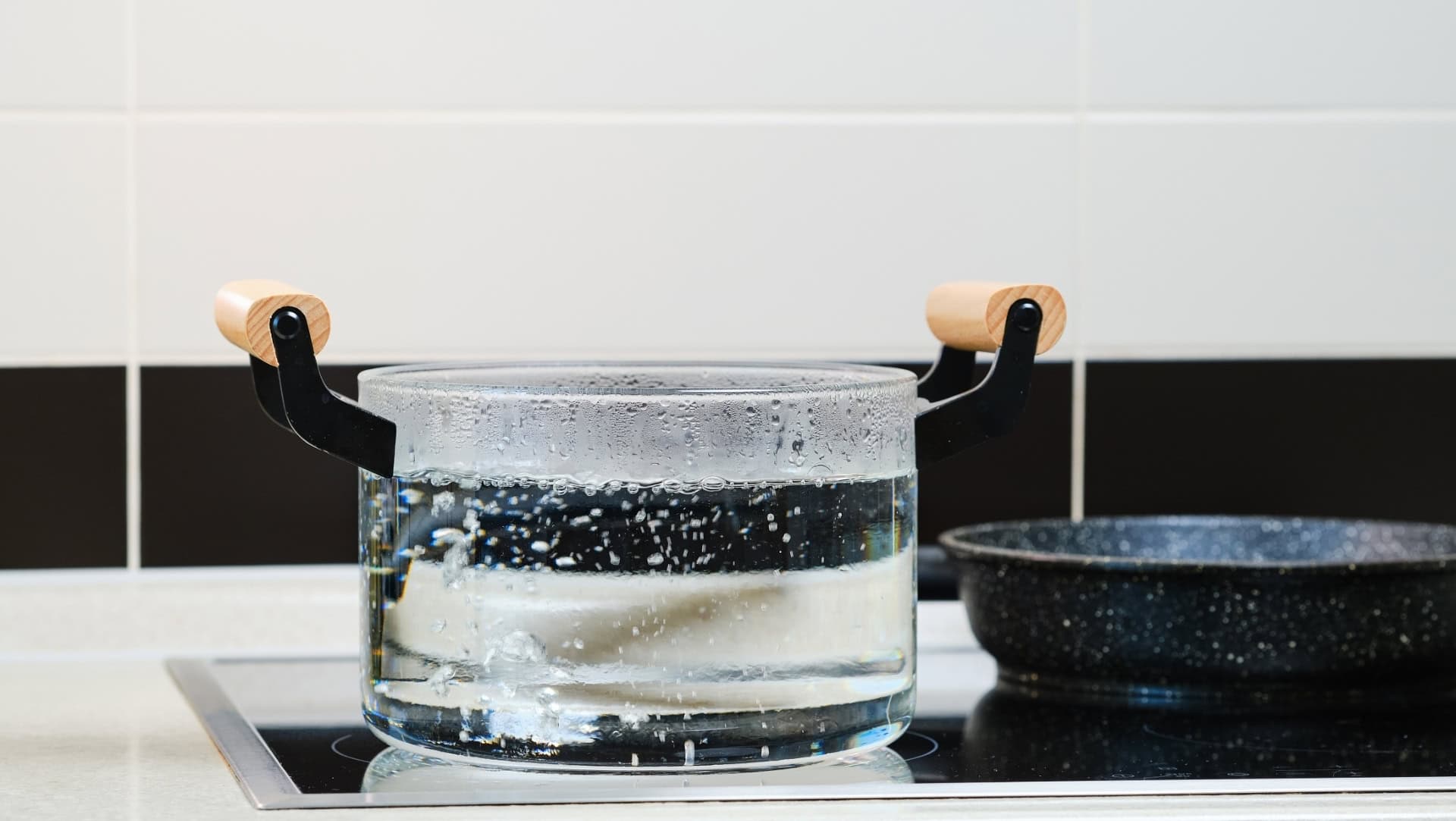 Image by Aleksei Isachenko (how-to-purify-water)
