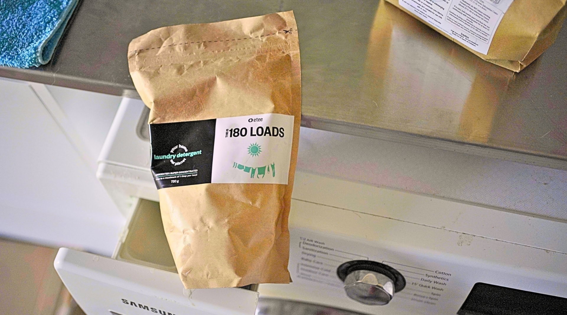 Image by Sustainable Jungle (etee) (eco-friendly-laundry-detergent)