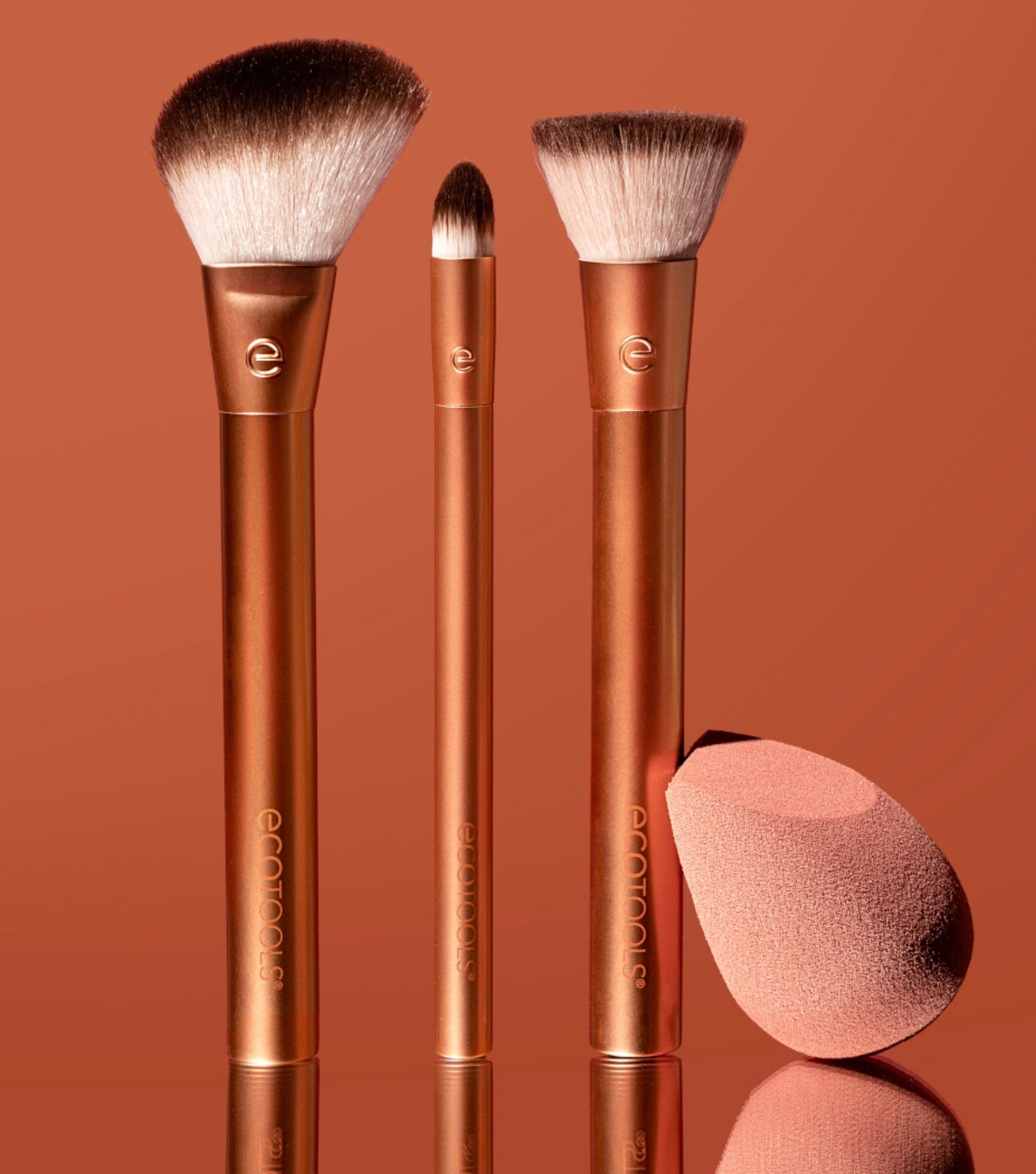 Image by Ecotools (vegan-makeup-brushes)