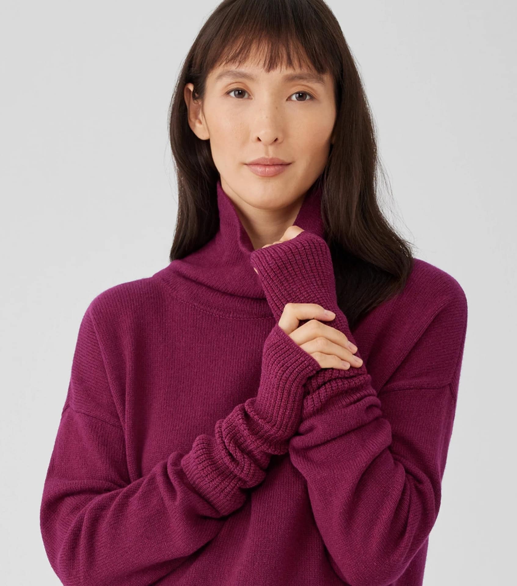 Image by Eileen Fisher (sustainable-gloves)