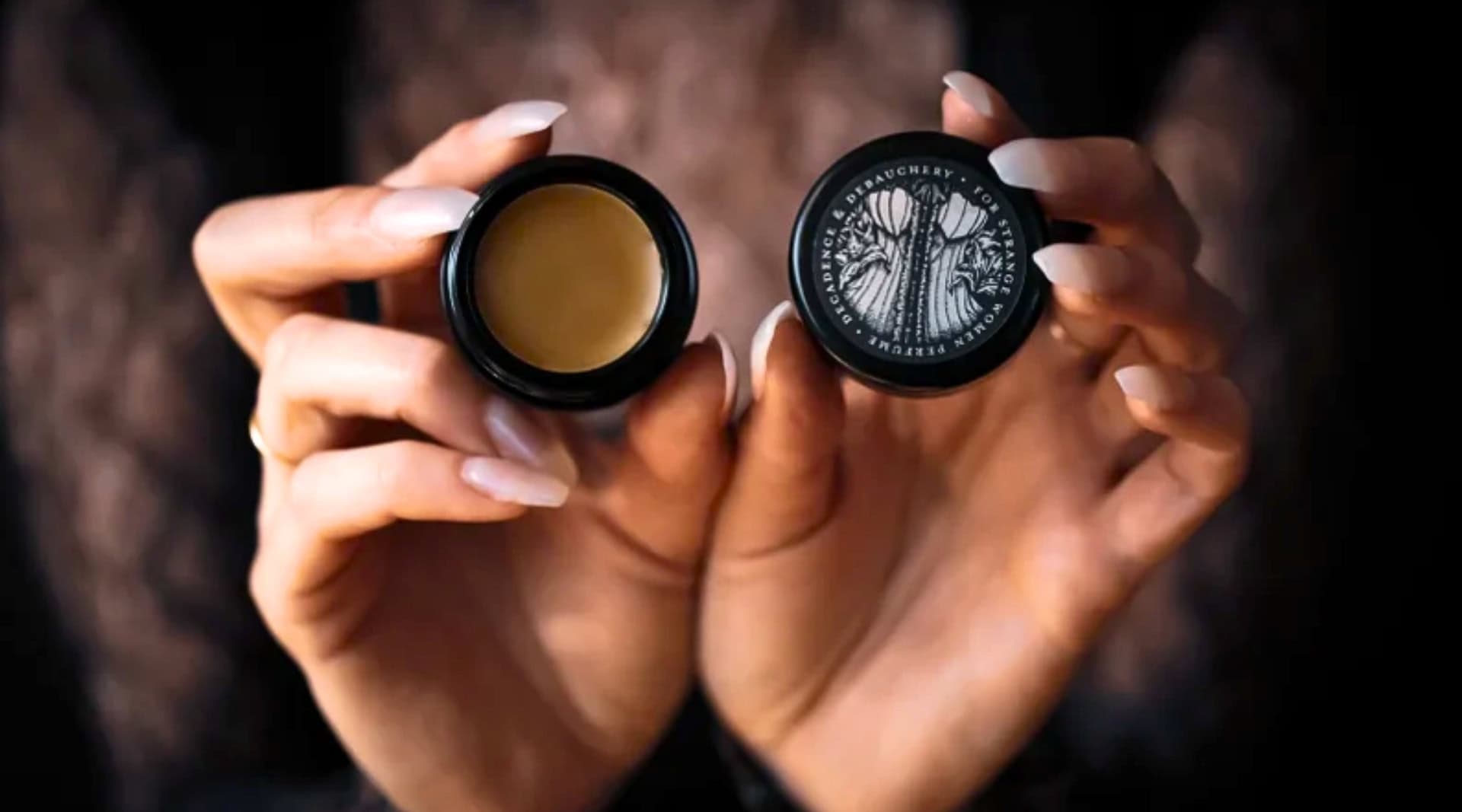 Image by For Strange Women (sustainable-perfumes)
