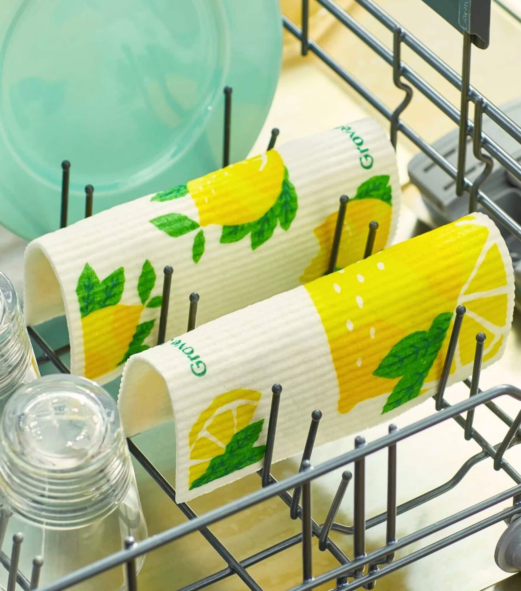 Image by Grove Collaborative (eco-friendly-sponges)