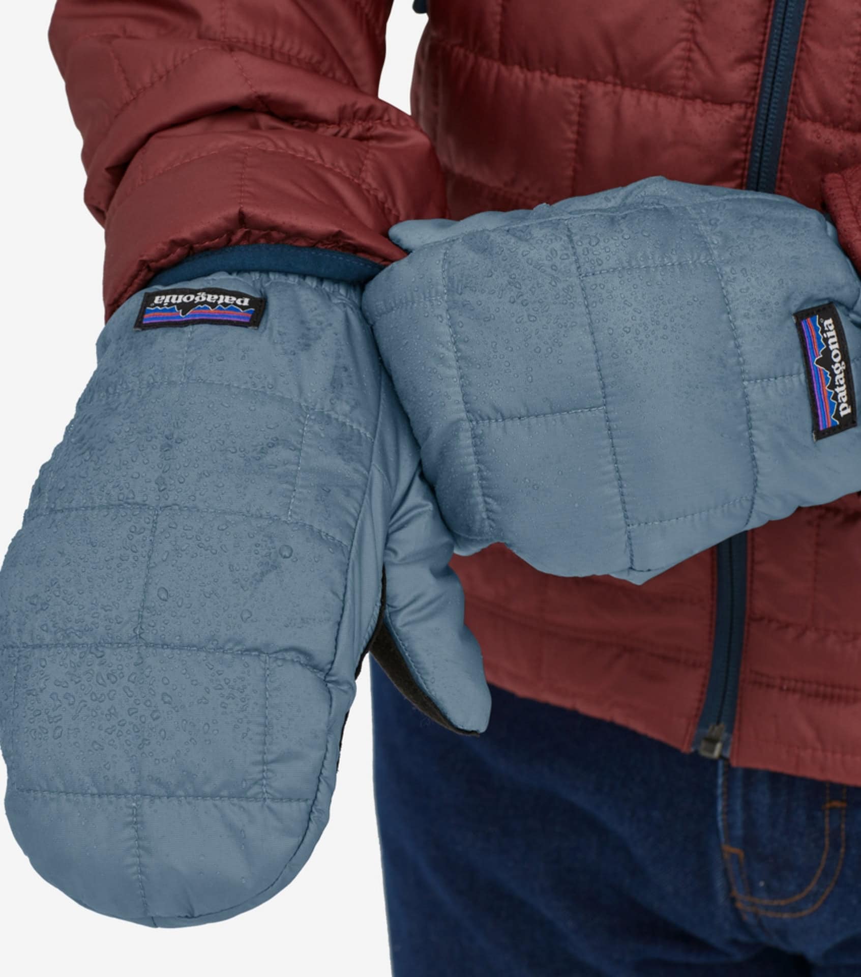 Image by Patagonia (sustainable-gloves)