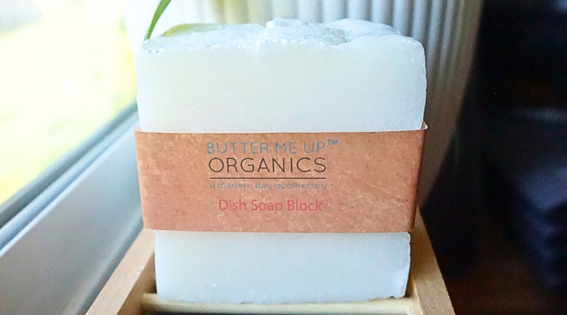 Image by Sustainable Jungle (Butter Me Up Organics) (zero-waste-dish-soap)