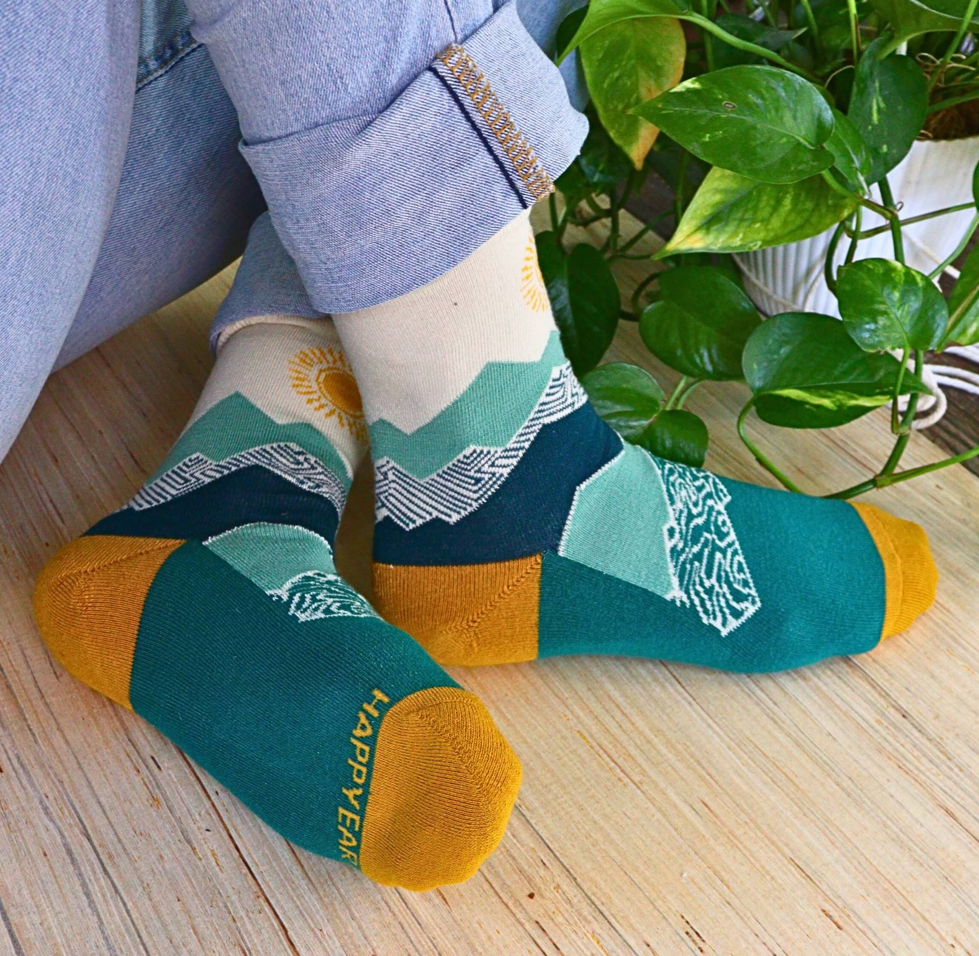 Image by Sustainable Jungle (Happy Earth) (sustainable-socks)