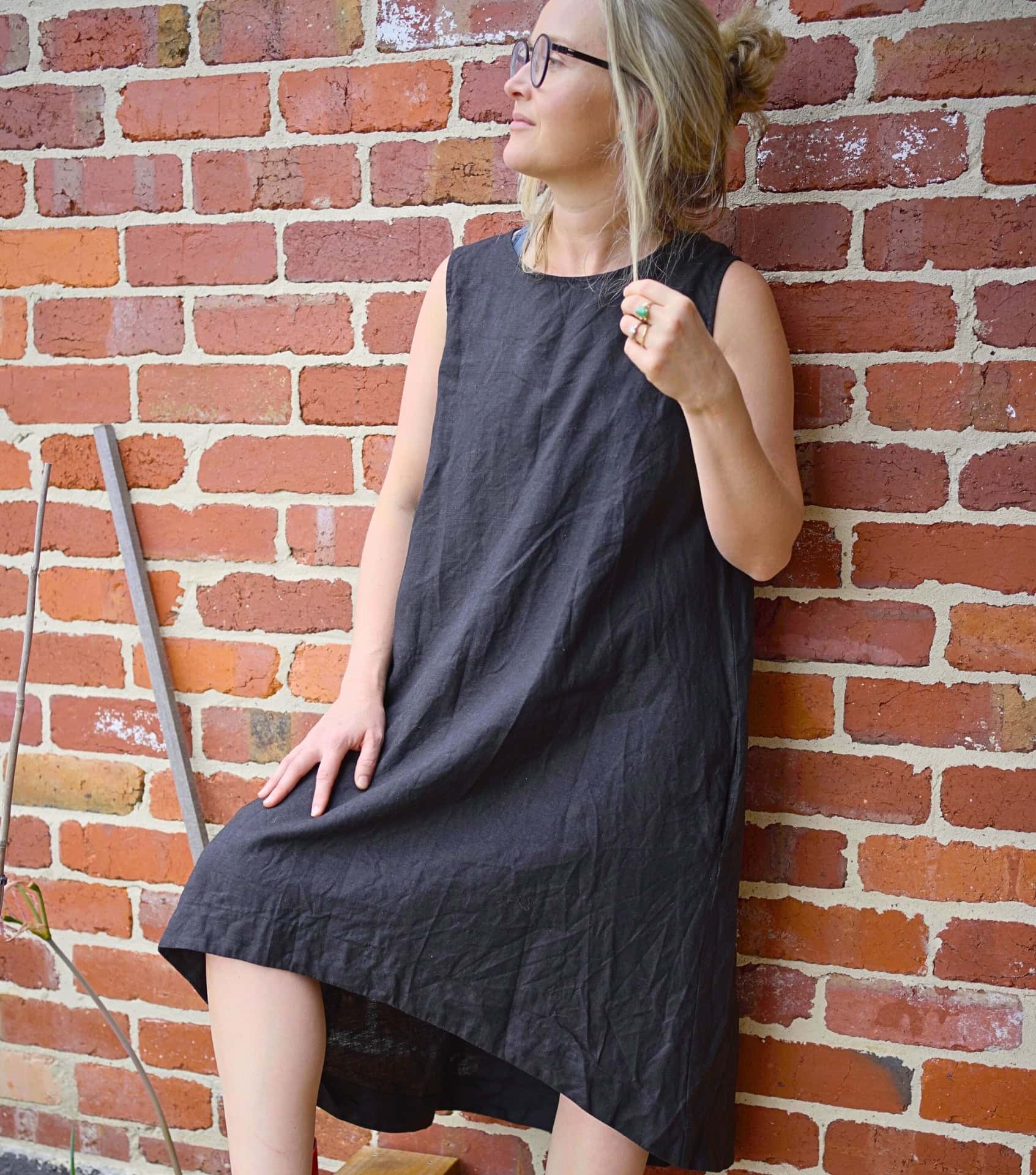 Image by Sustainable Jungle (MagicLinen) (sustainable-dresses) (2)