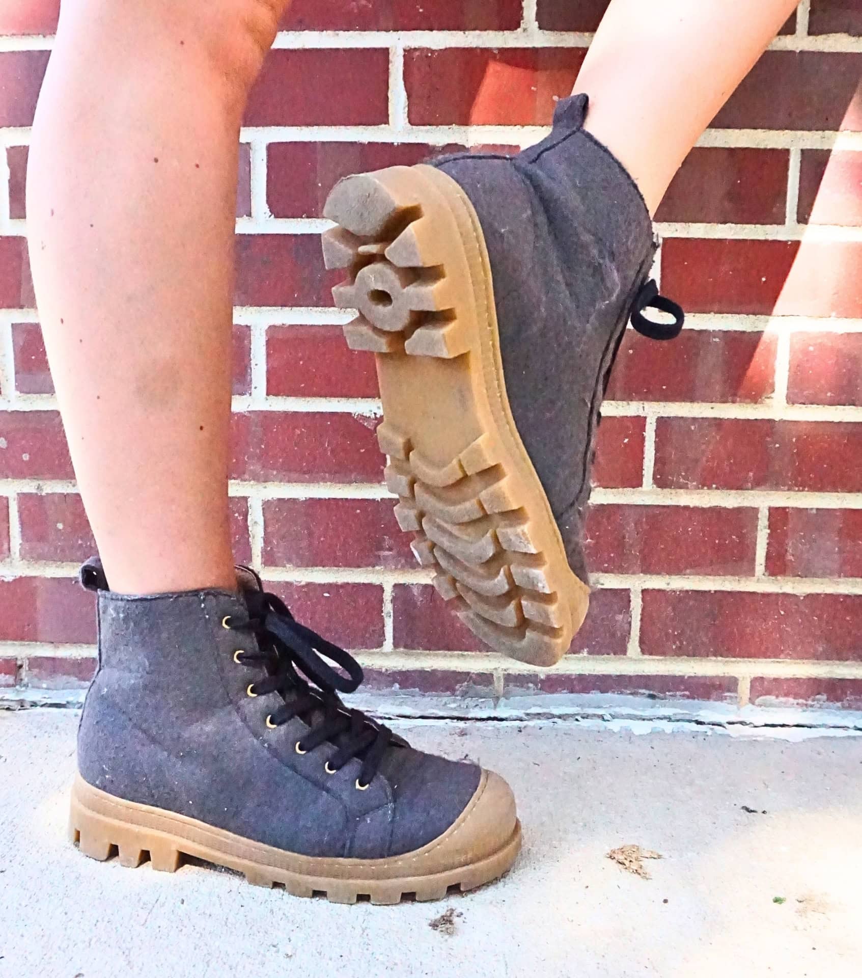 Image by Sustainable Jungle (NAE) (sustainable-boots) (2)
