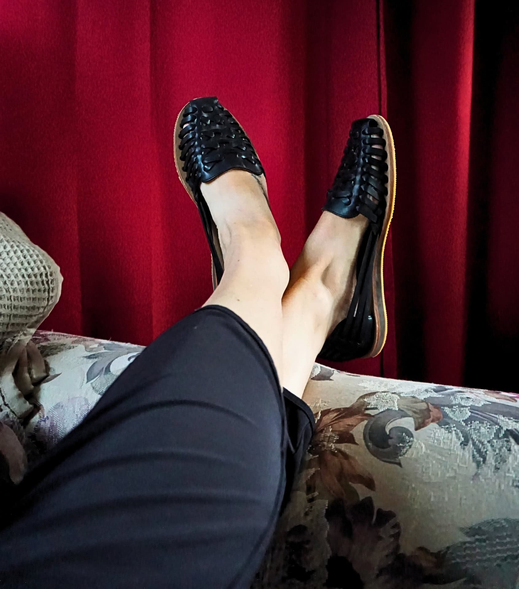 Image by Sustainable Jungle (Nisolo) (sustainable-sandals)