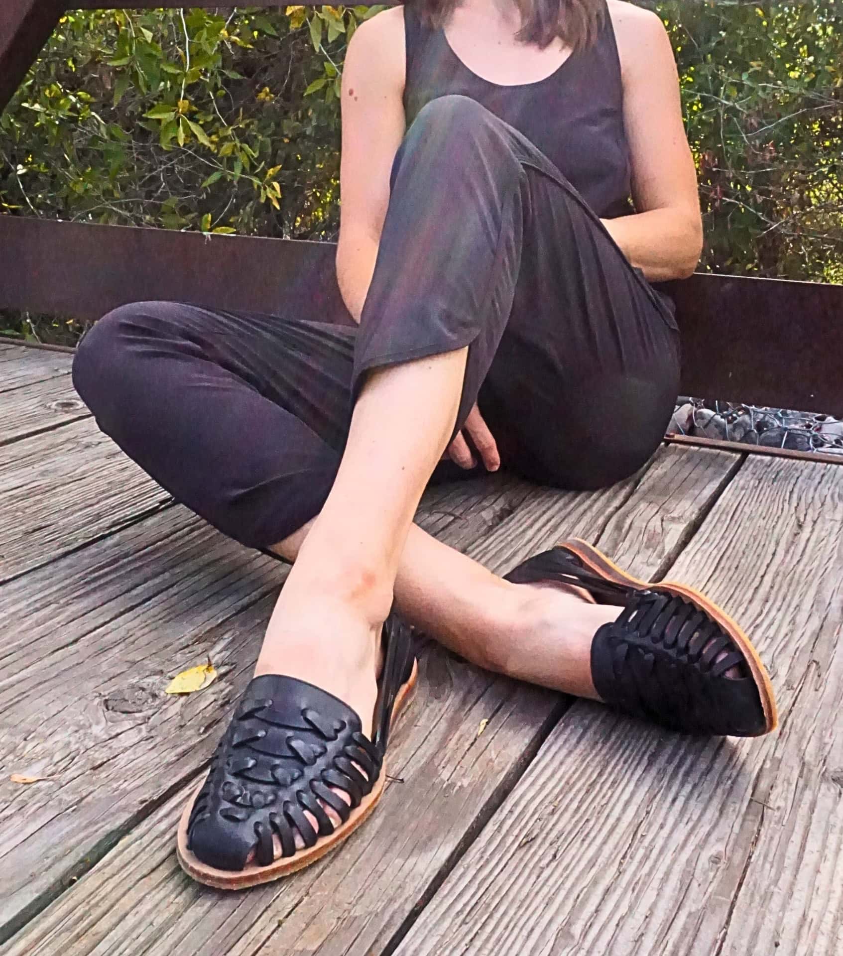 Image by Sustainable Jungle (Nisolo) (sustainable-sandals) (2)