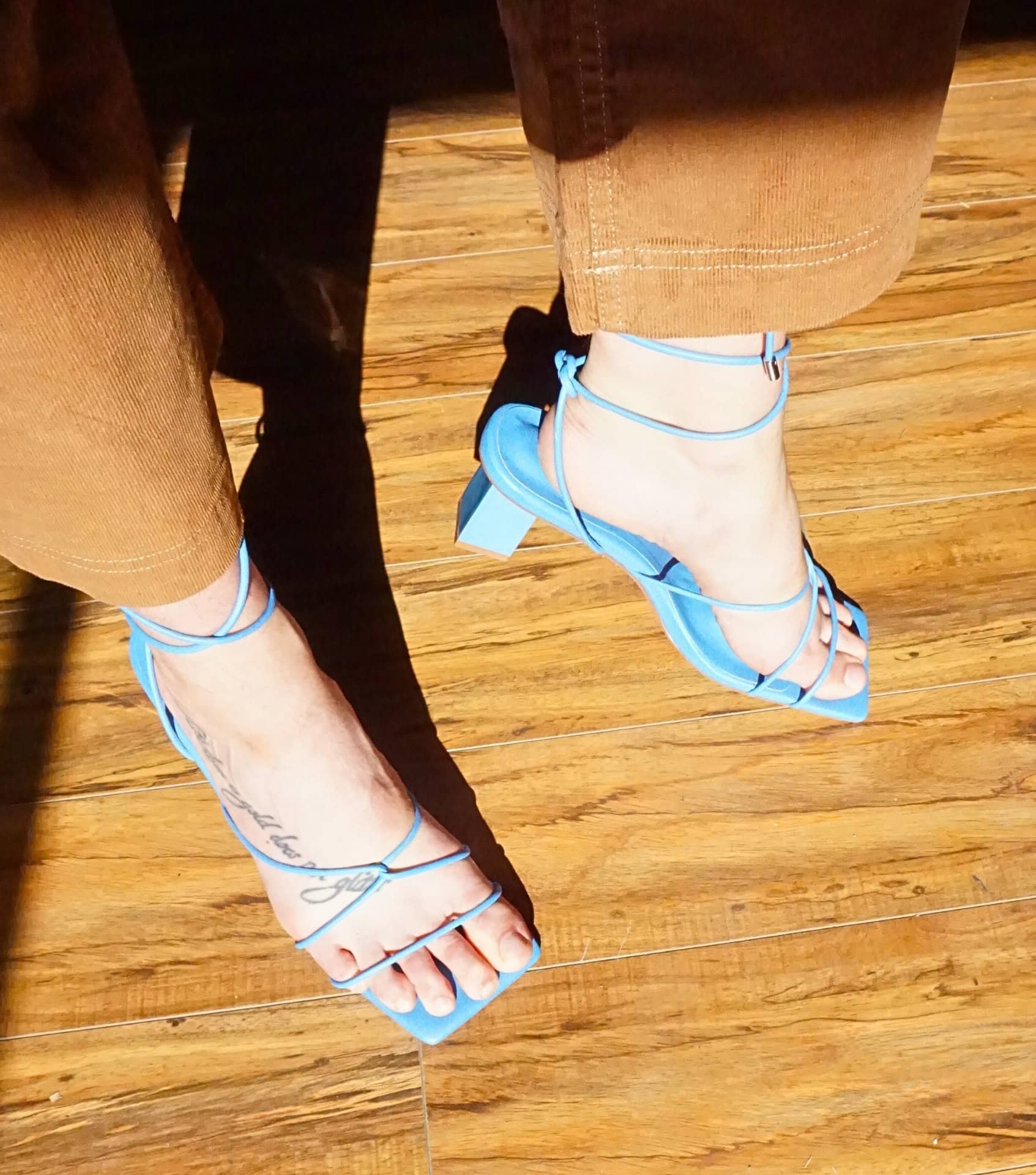 Image by Sustainable Jungle (VOLAIR) (sustainable-sandals) (2)