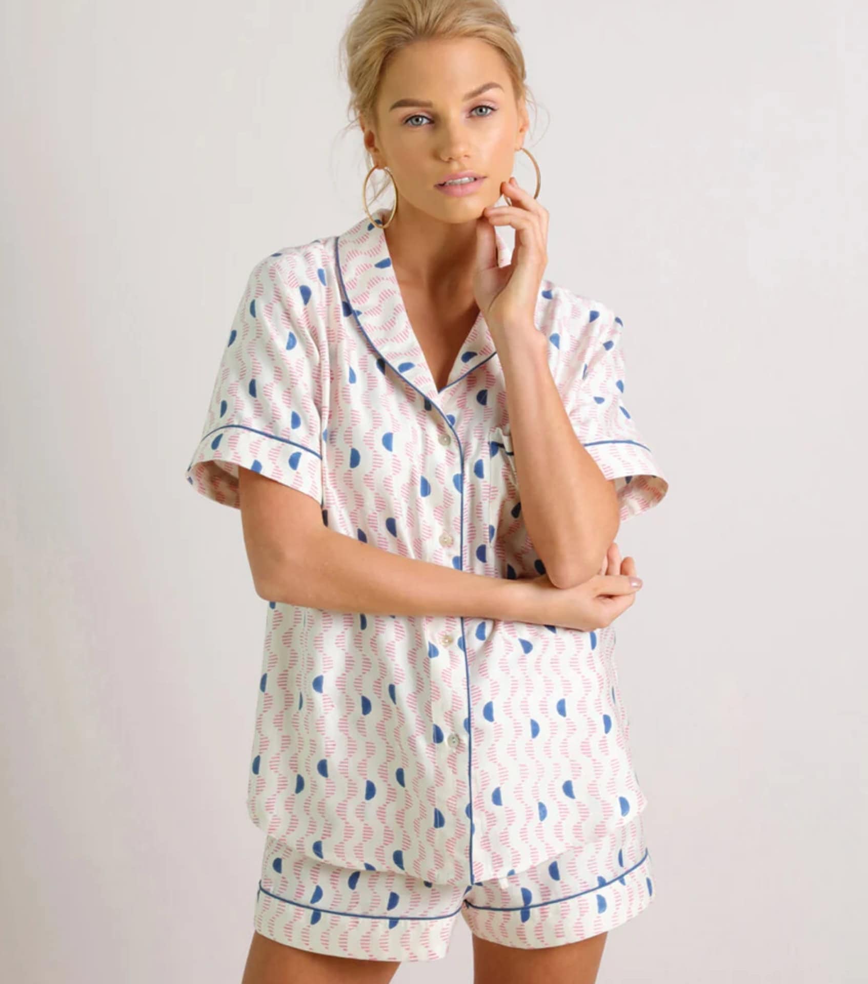 Image by The Ethical Silk Company (sustainable-pajamas)