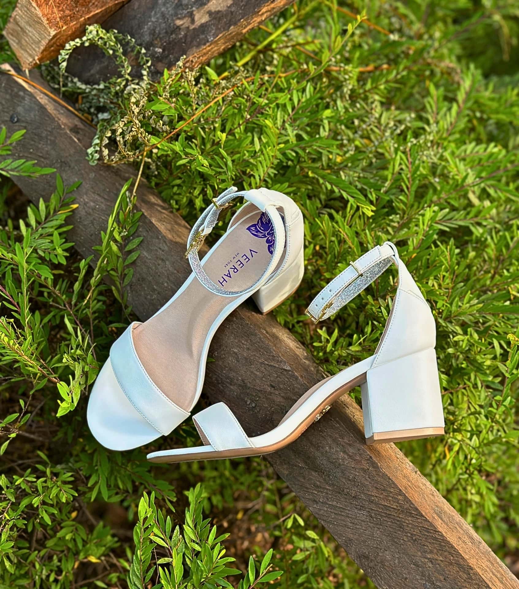 Image by VEERAH (sustainable-sandals) (2)