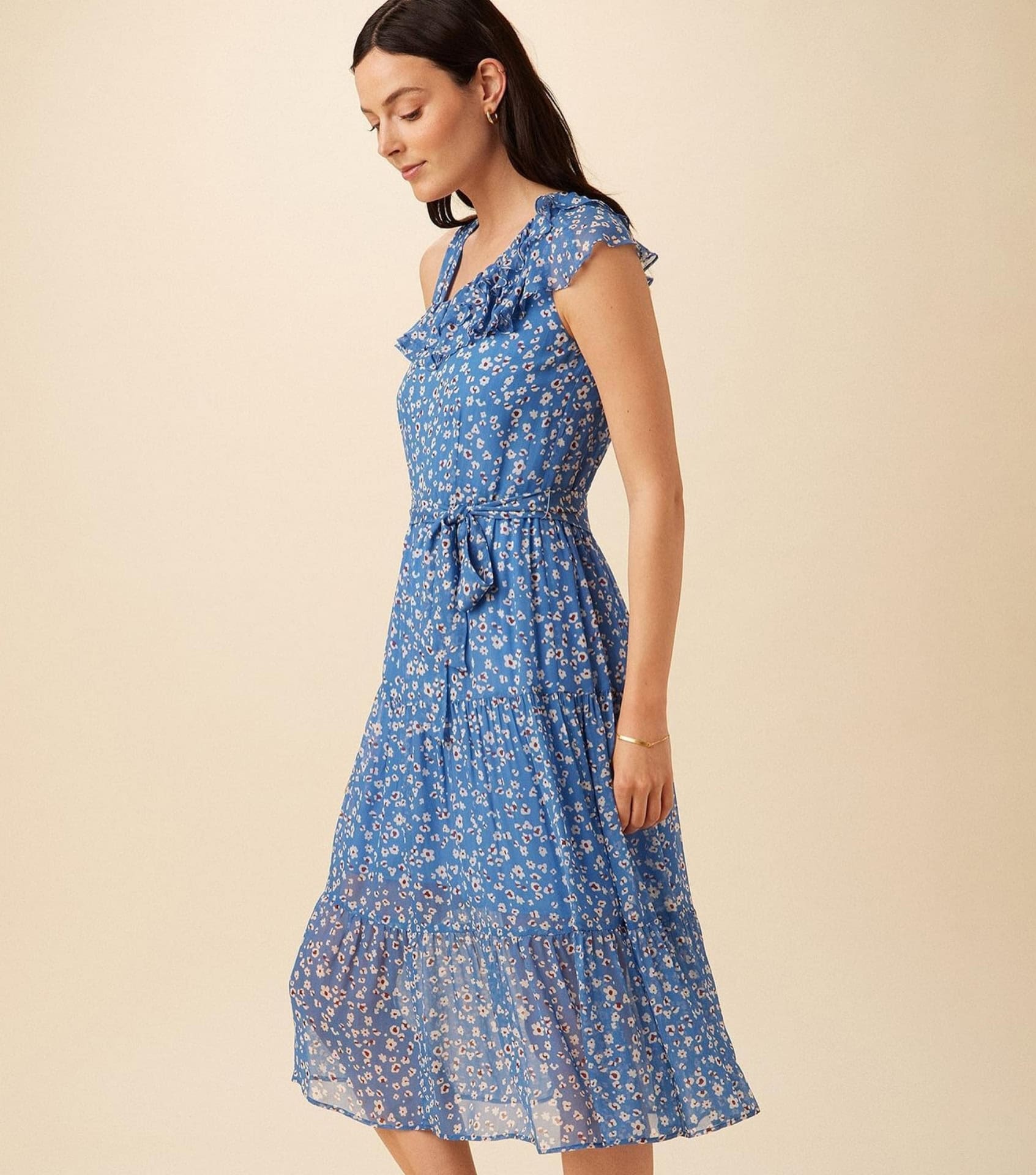 Image by Amour Vert (sustainable-wedding-guest-dresses)