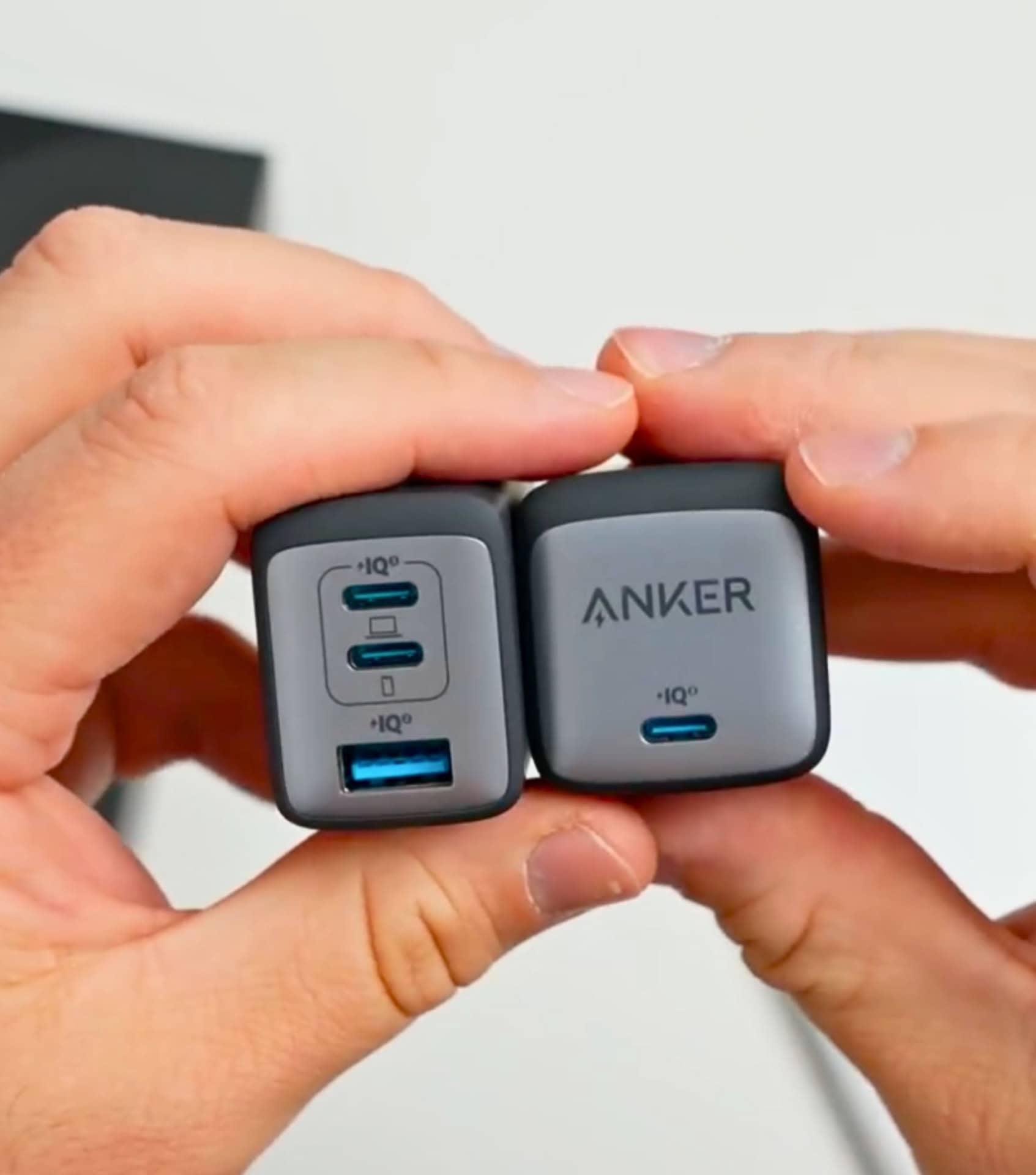 Image by Anker (eco-friendly-chargers) (2)