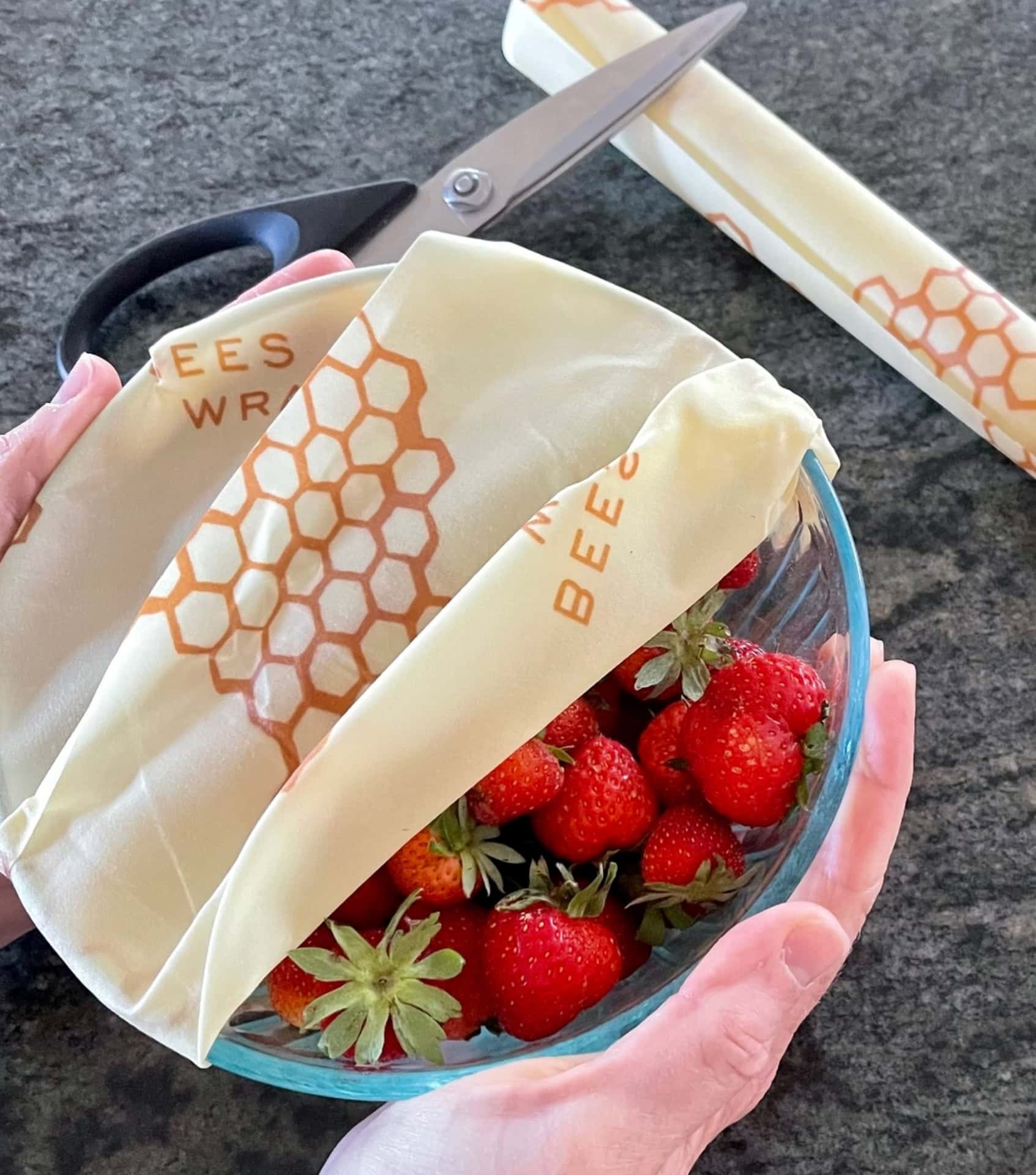 Image by Bee's Wrap (alternatives-to-ziploc-bags)