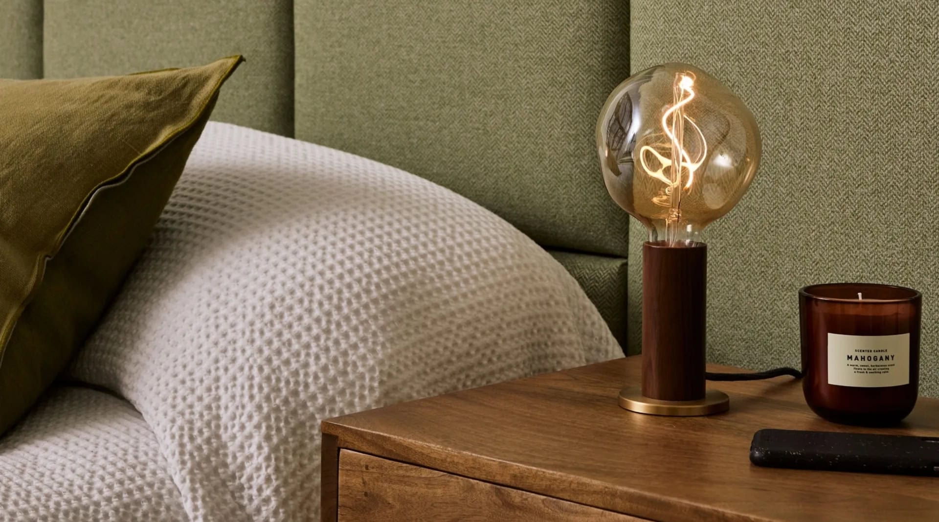 Image by Burrow (sustainable-lighting)