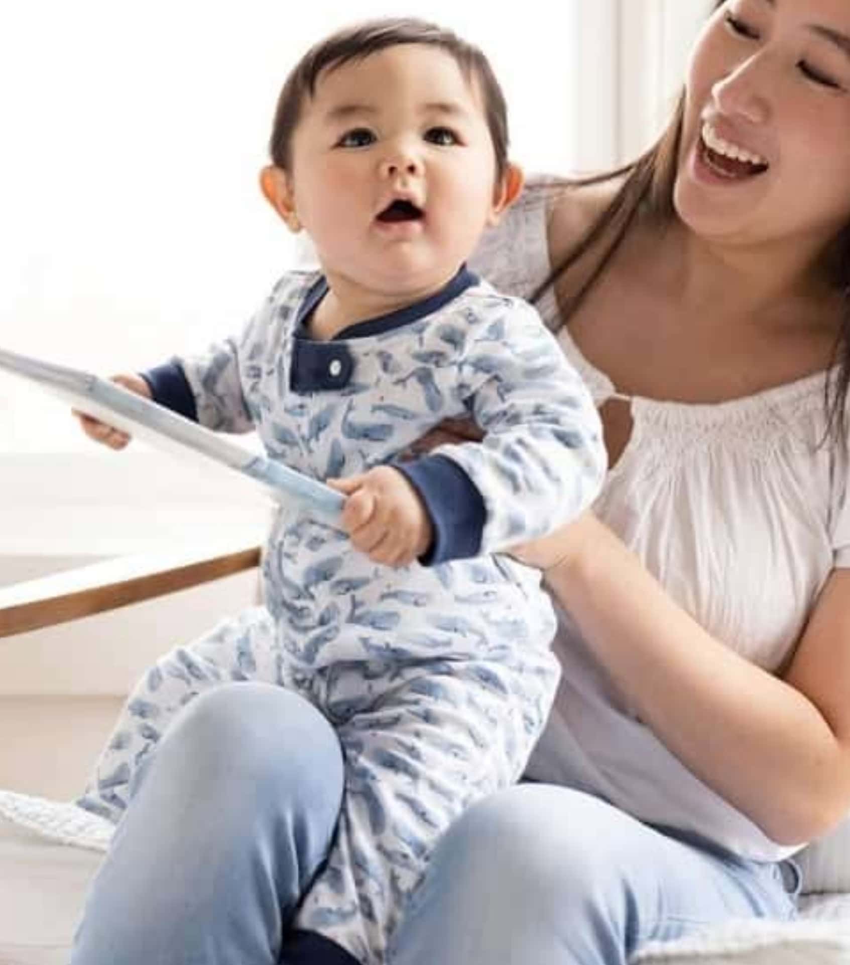 Image by Burt’s Bees Baby (sustainable-baby-clothes) (2)