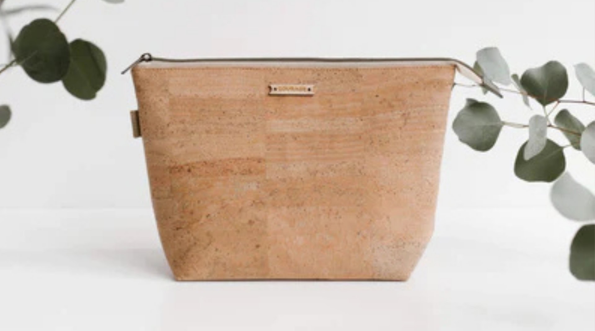 Image by Carry Courage (eco-friendly-toiletries)