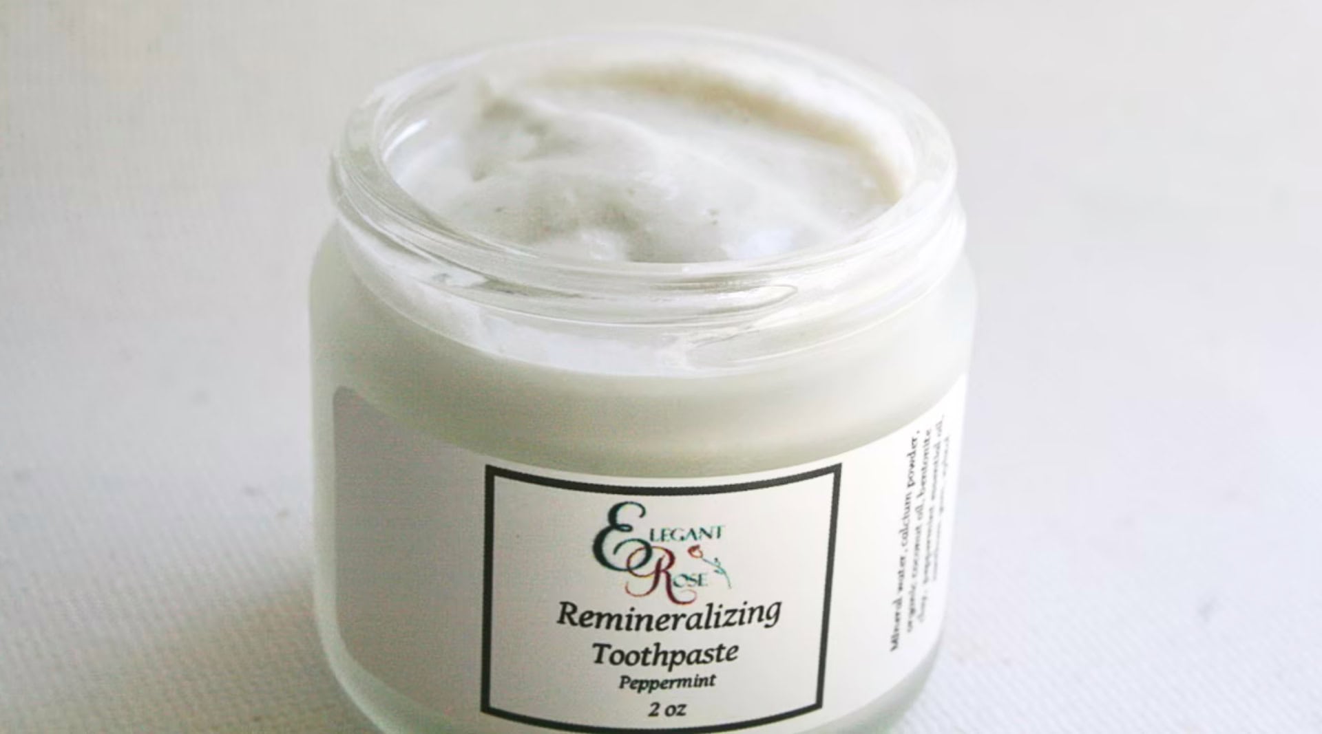 Image by Elegant Rose Boutique (palm-oil-free-toothpaste)