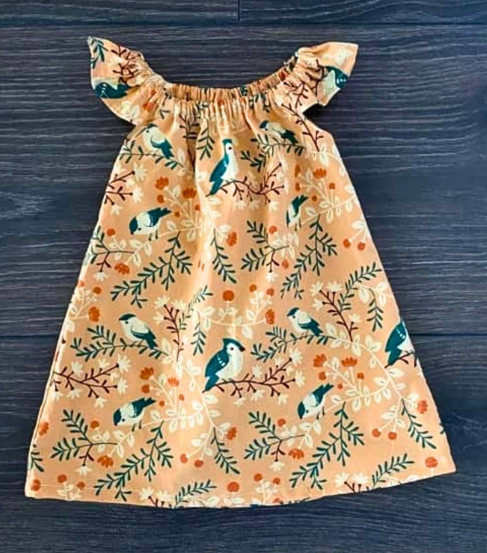 Image by Four Little Buttons (sustainable-baby-clothes) (2)