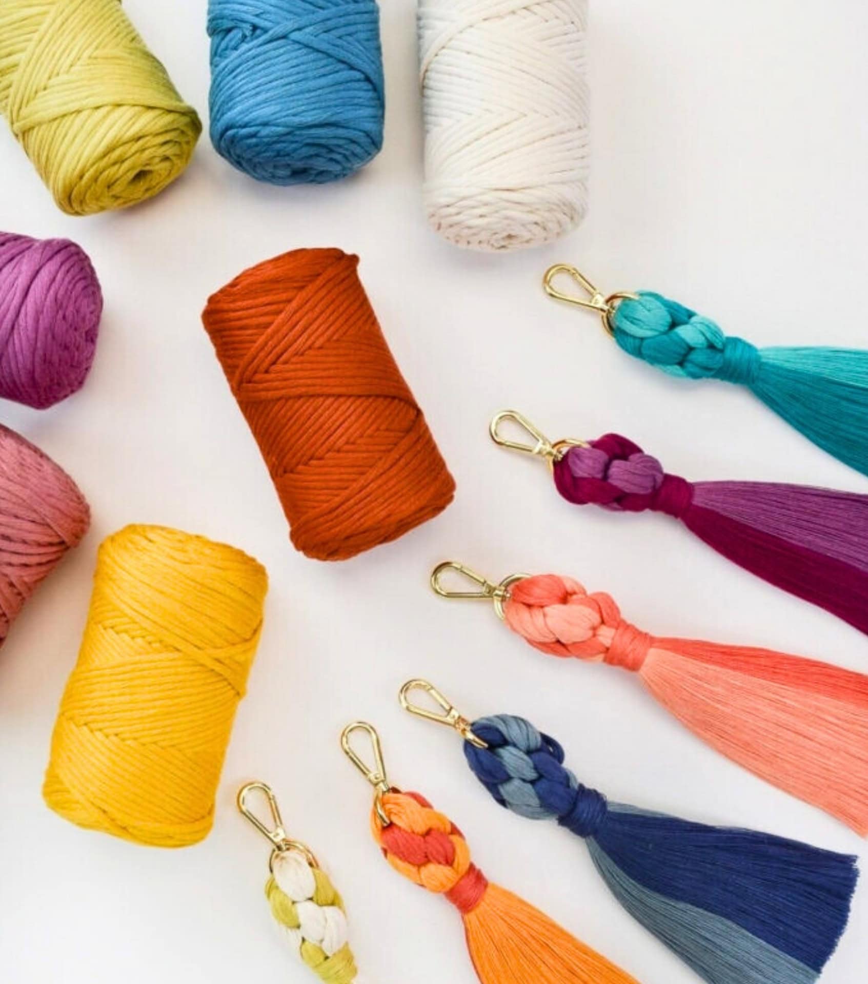 Image by GANXXET (sustainable-yarn)