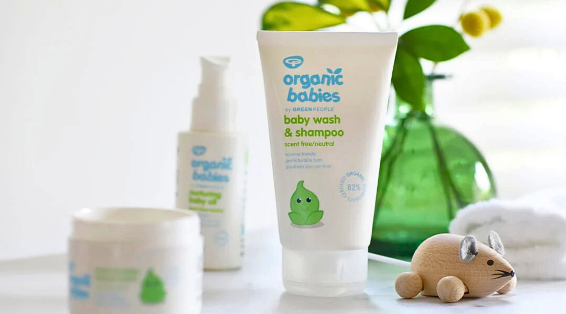 Image by Green People (natural-organic-baby-shampoo)
