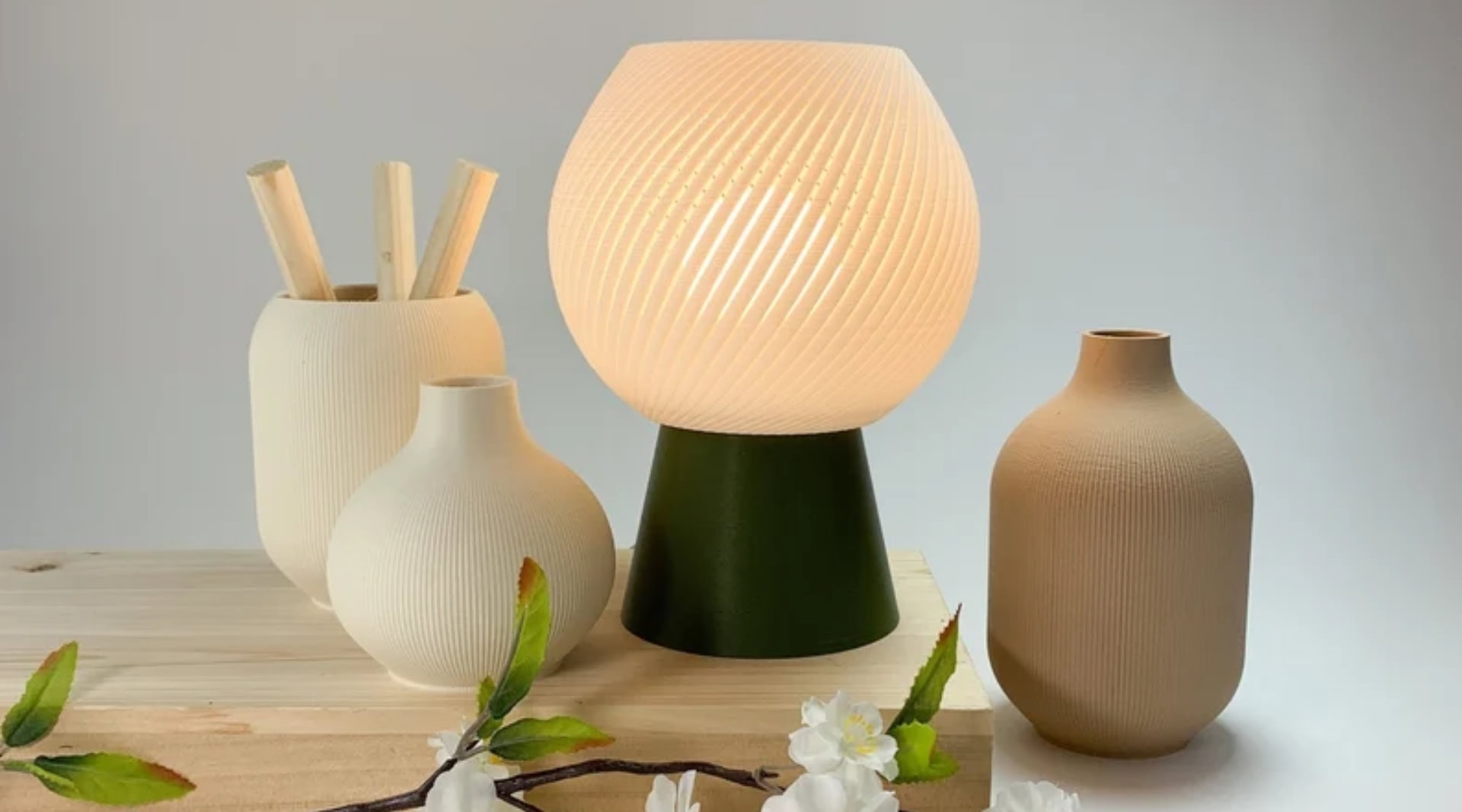Image by Honey & Ivy (sustainable-lighting)