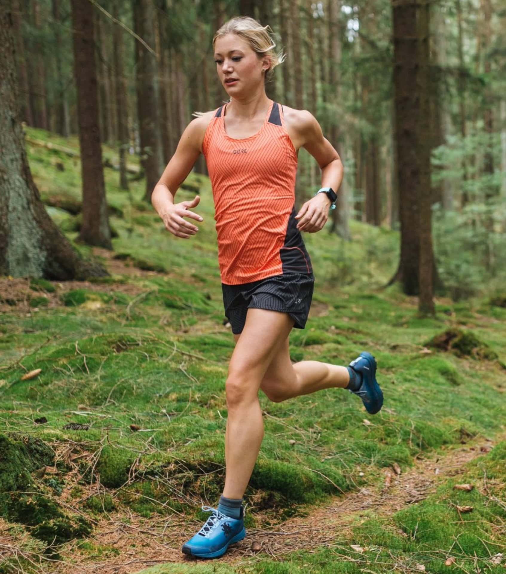 Image by IceBug (sustainable-running-shoes) (2)