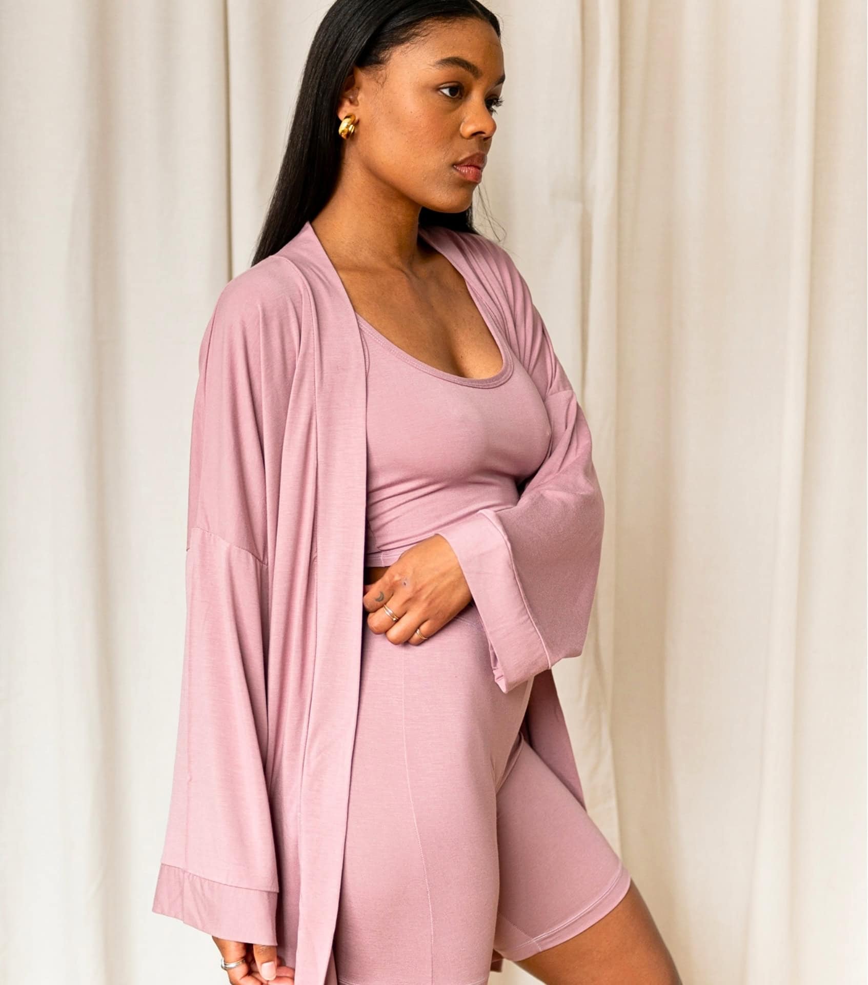 Image by MARY YOUNG (sustainable-loungewear)