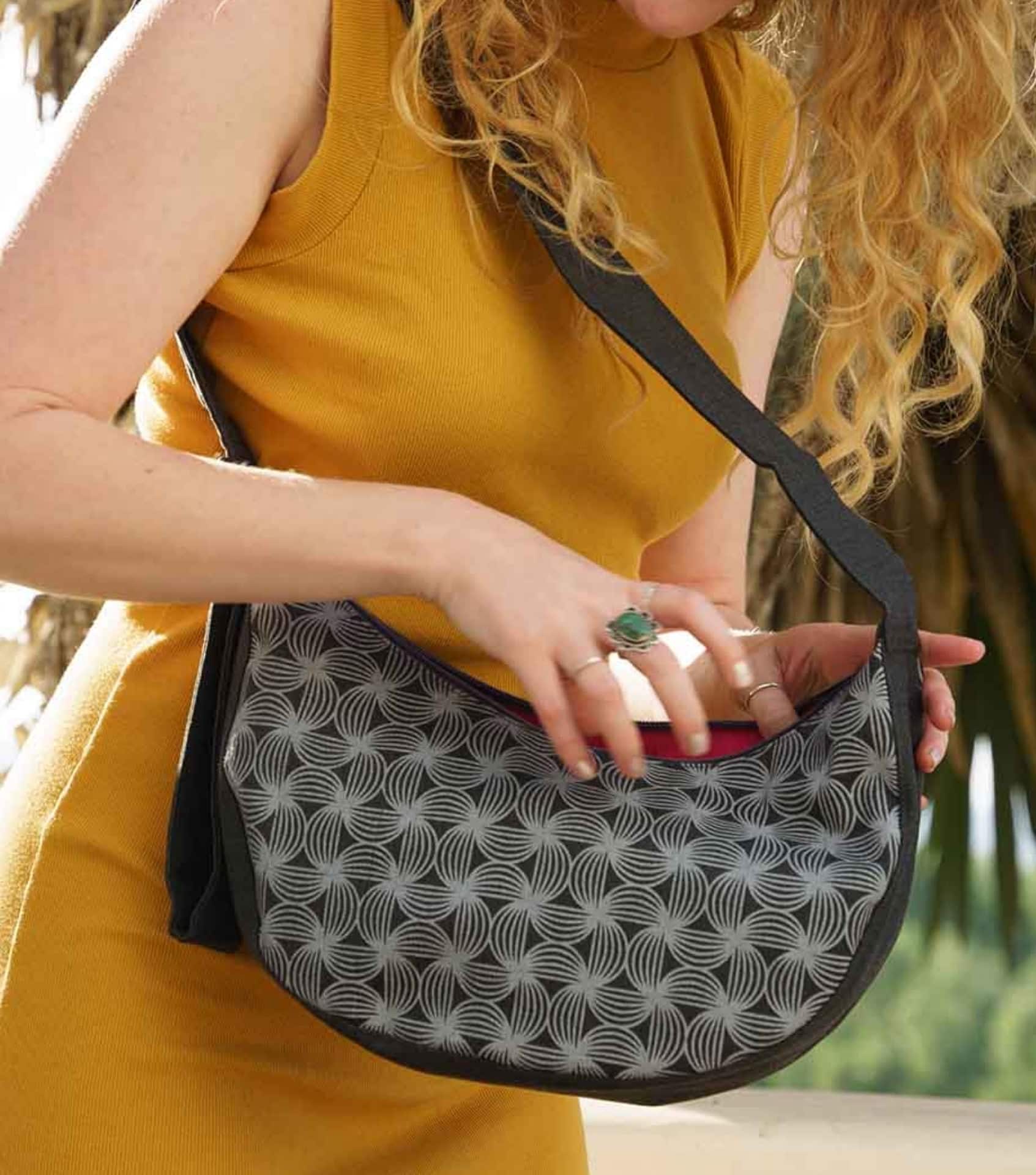 Image by Malia Designs (sustainable-crossbody-bags)