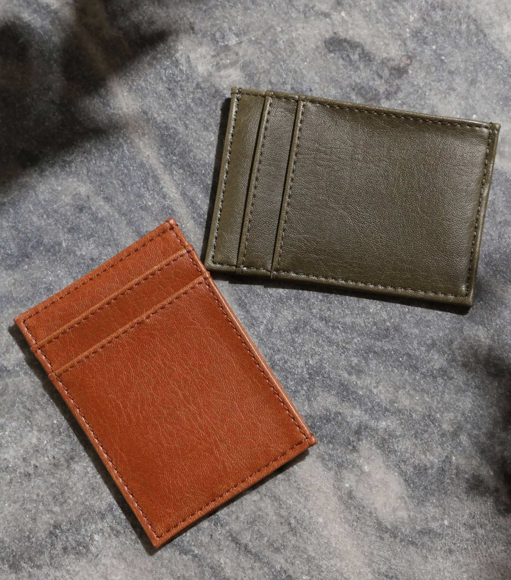 Image by Matt & Nat (vegan-wallets) (2)