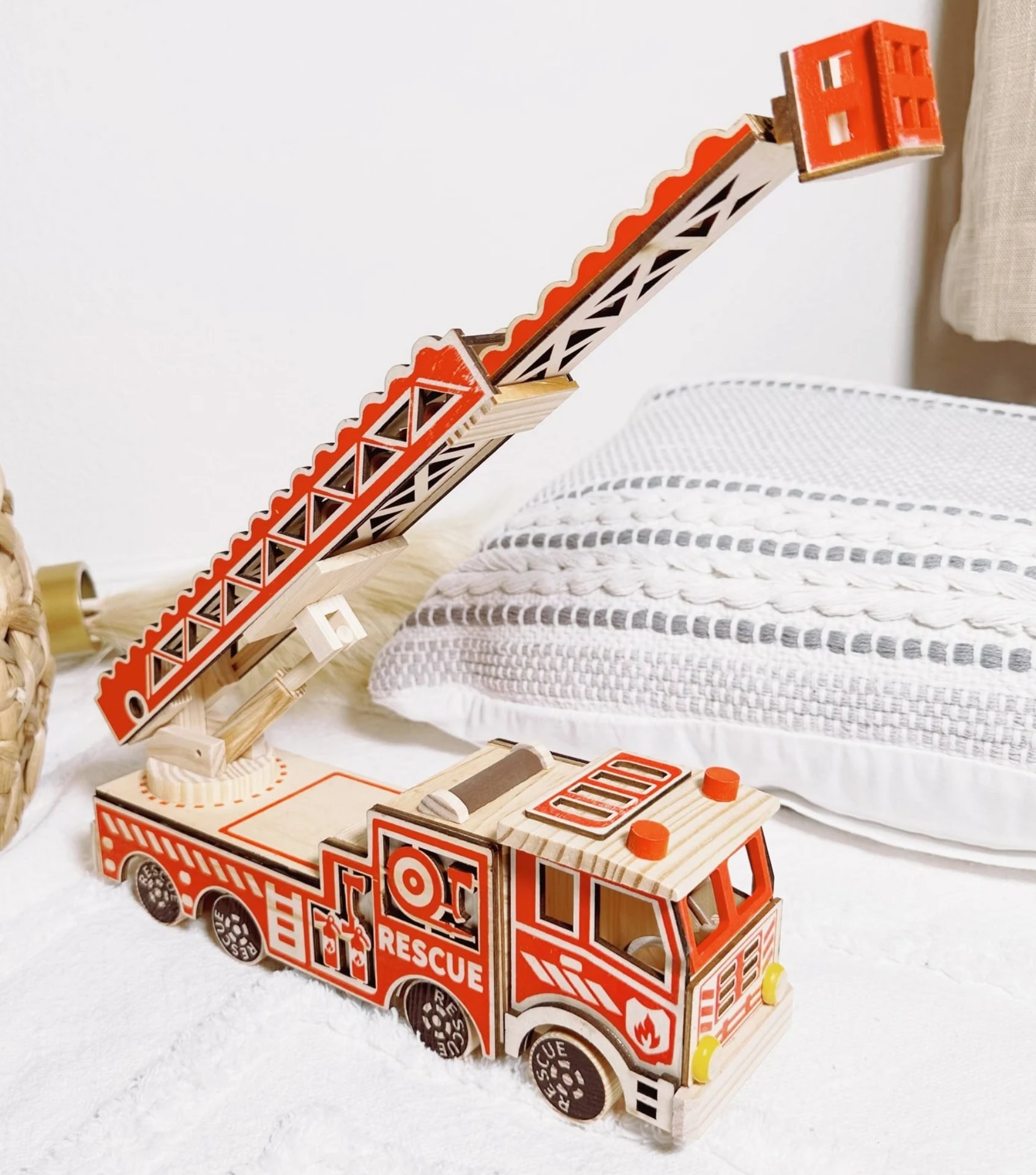 Image by Meadow Love Craft (wooden-toy-brands)