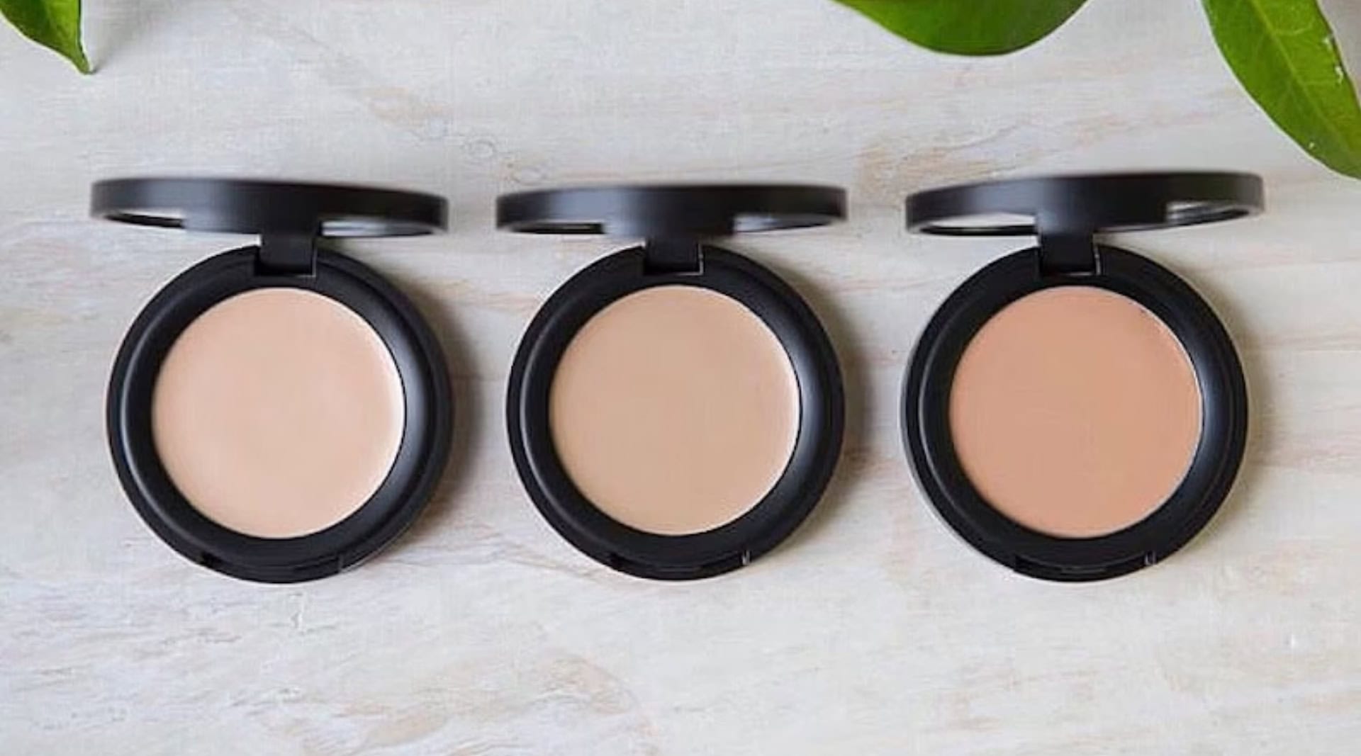 Image by Moonrise Creek (natural-organic-makeup)