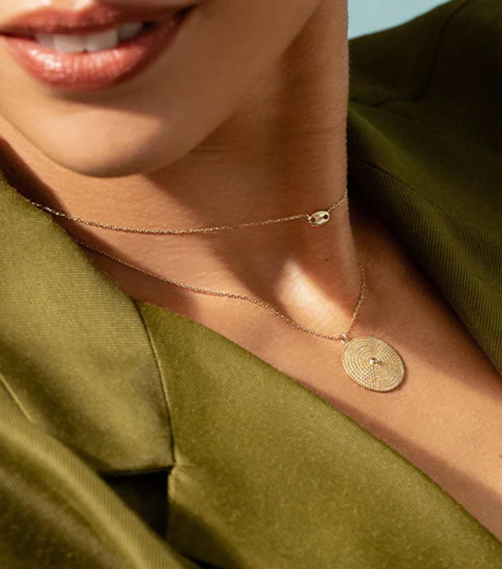 Image by Nyrelle (minimalist-jewelry-brands)