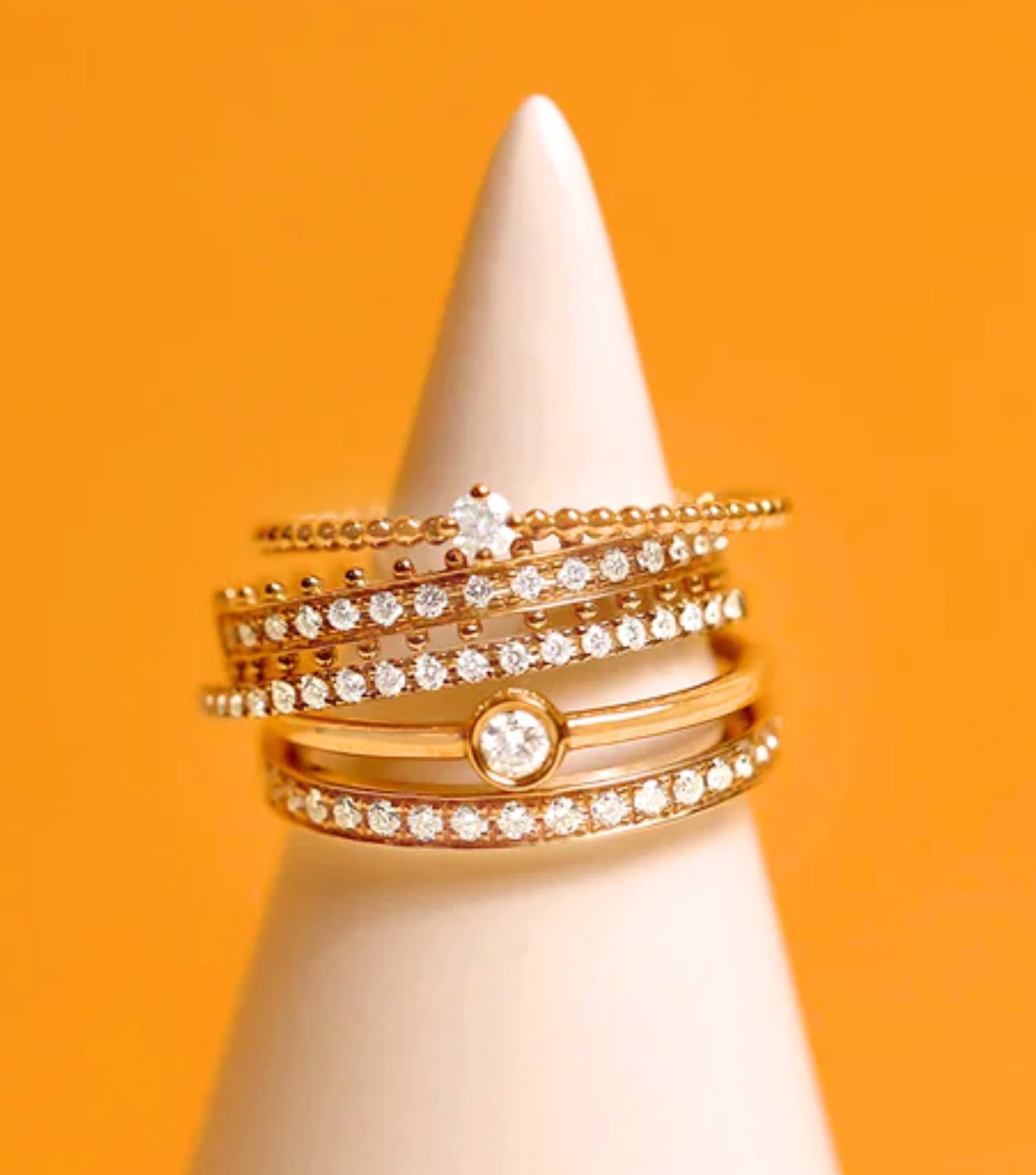 Image by Nyrelle (sustainable-wedding-rings) (2)