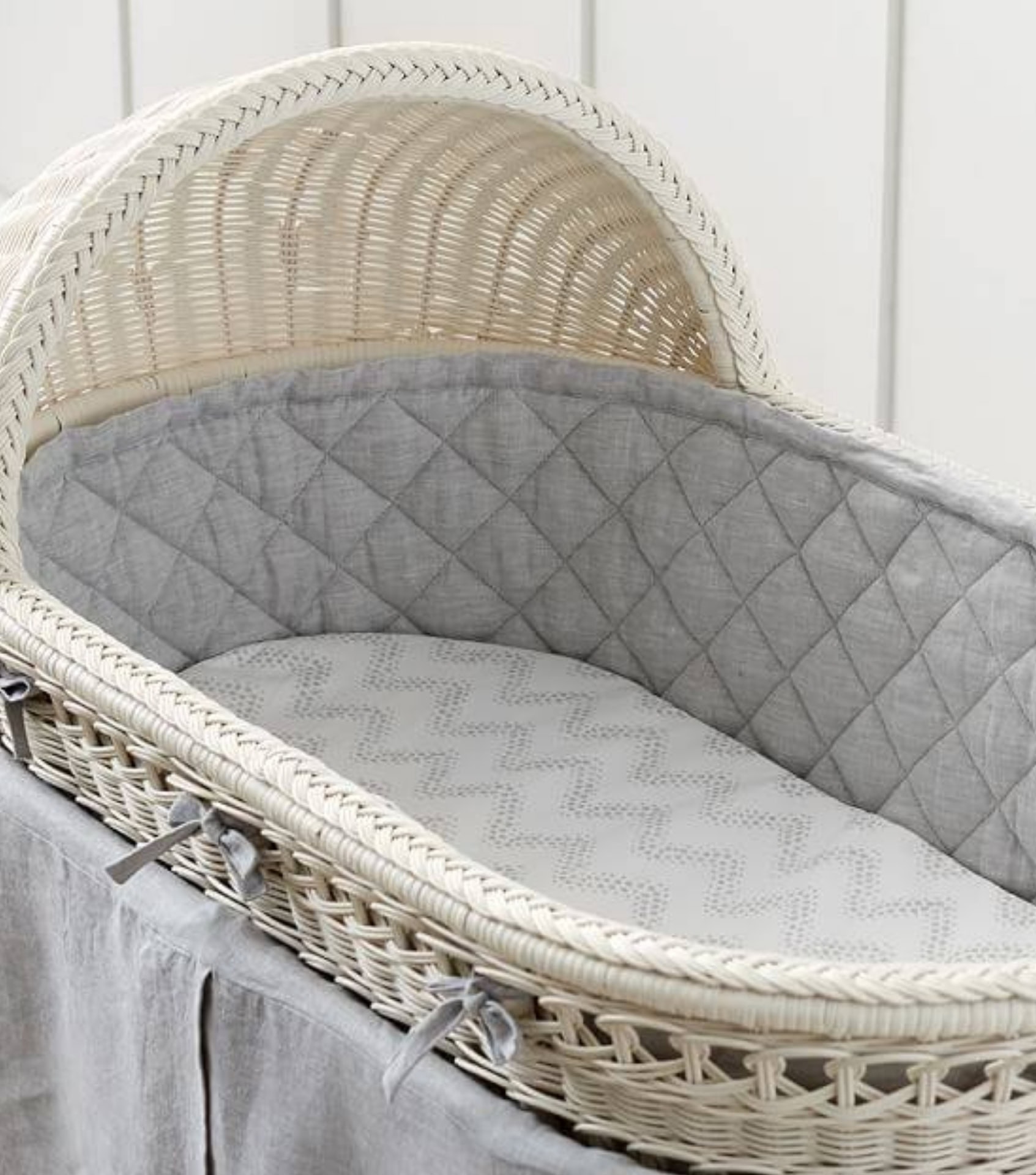 Image by Pottery Barn Kids (non-toxic-bassinets)