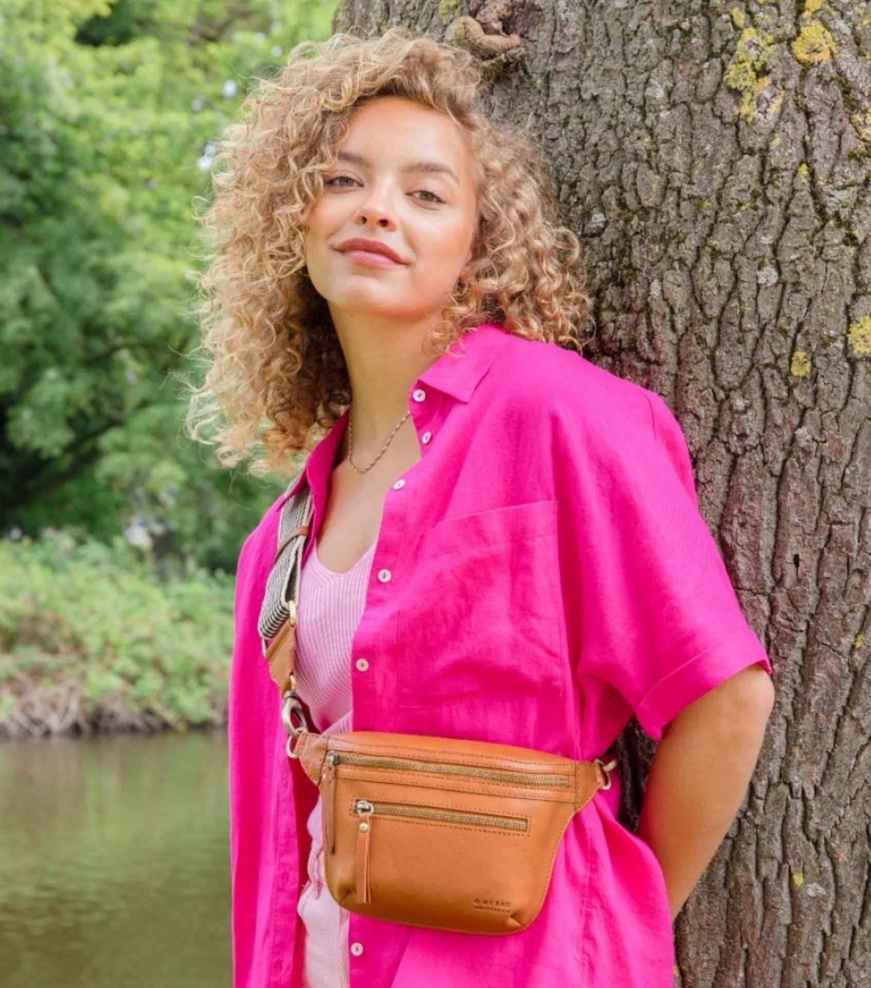 Image by Raven + Lily (sustainable-crossbody-bags) (2)