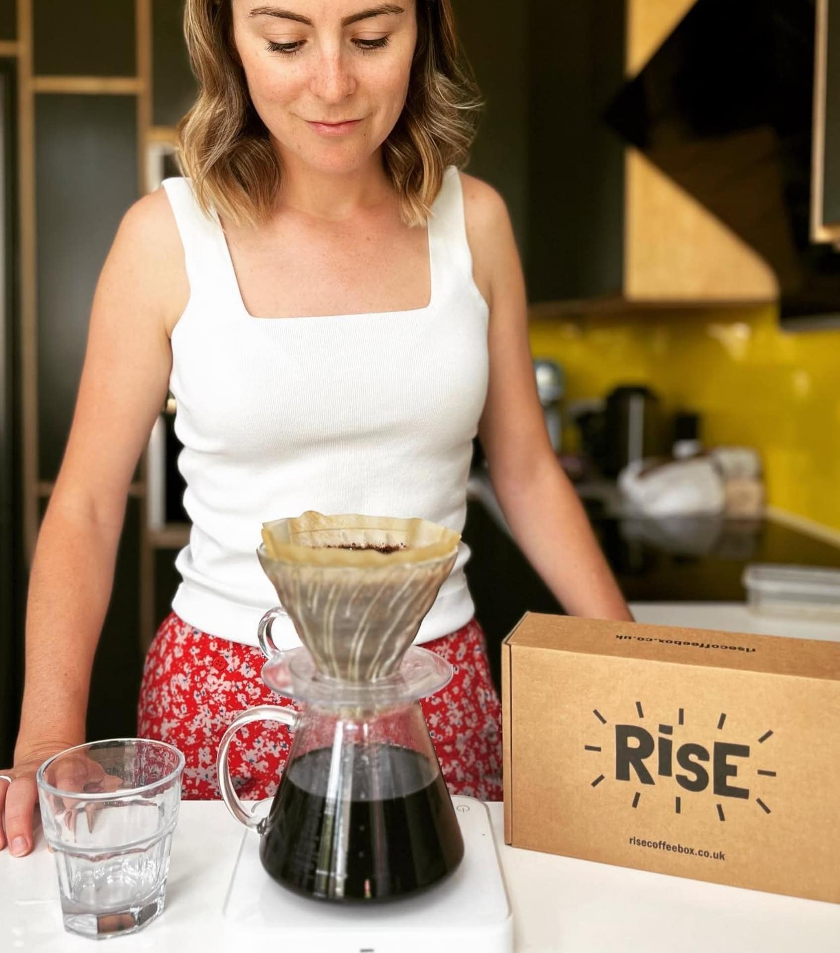 Image by Rise Coffee Box (sustainable-coffee-brands) (2)