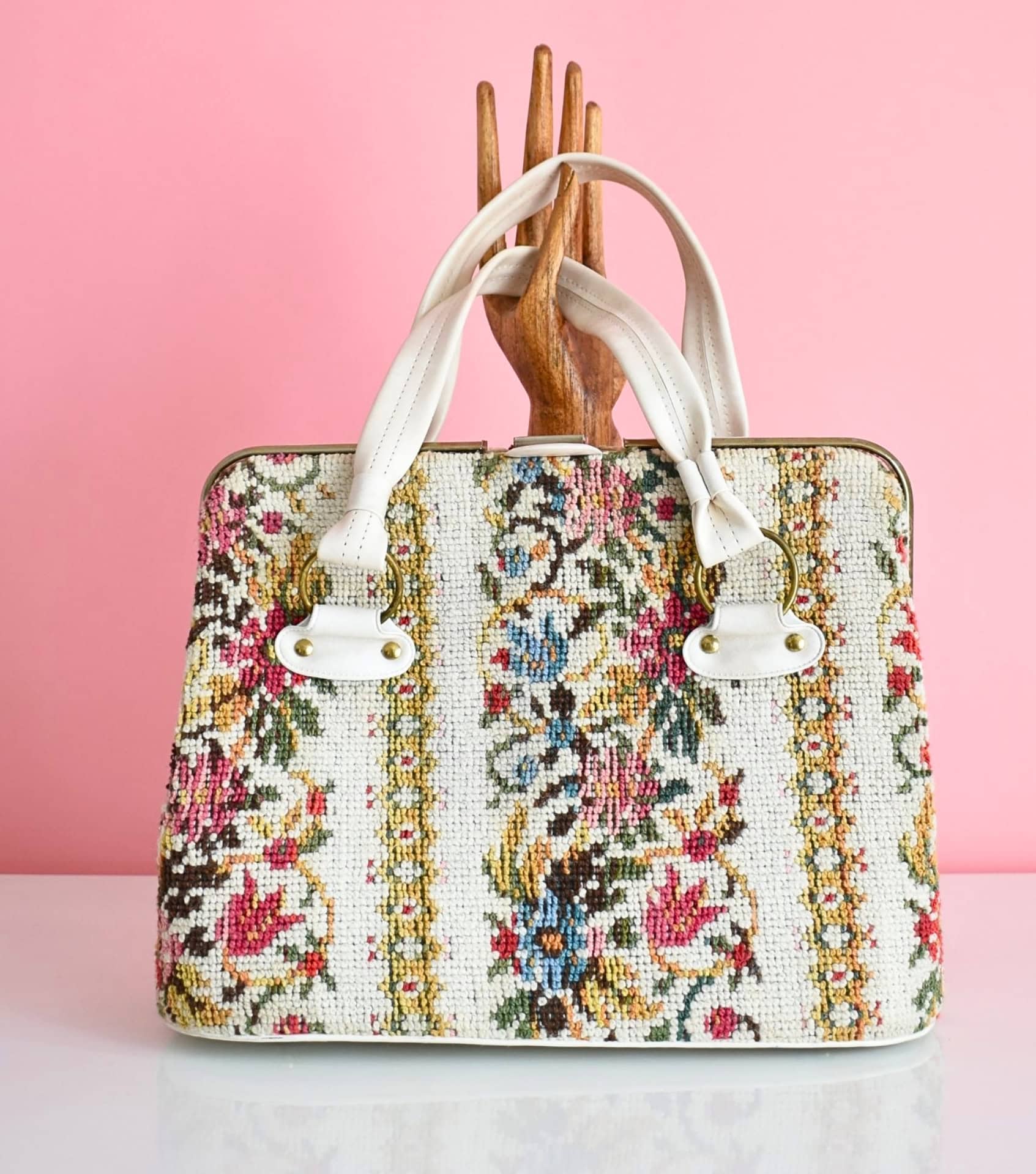 Image by Rust Belt Threads (vintage-home-decor)