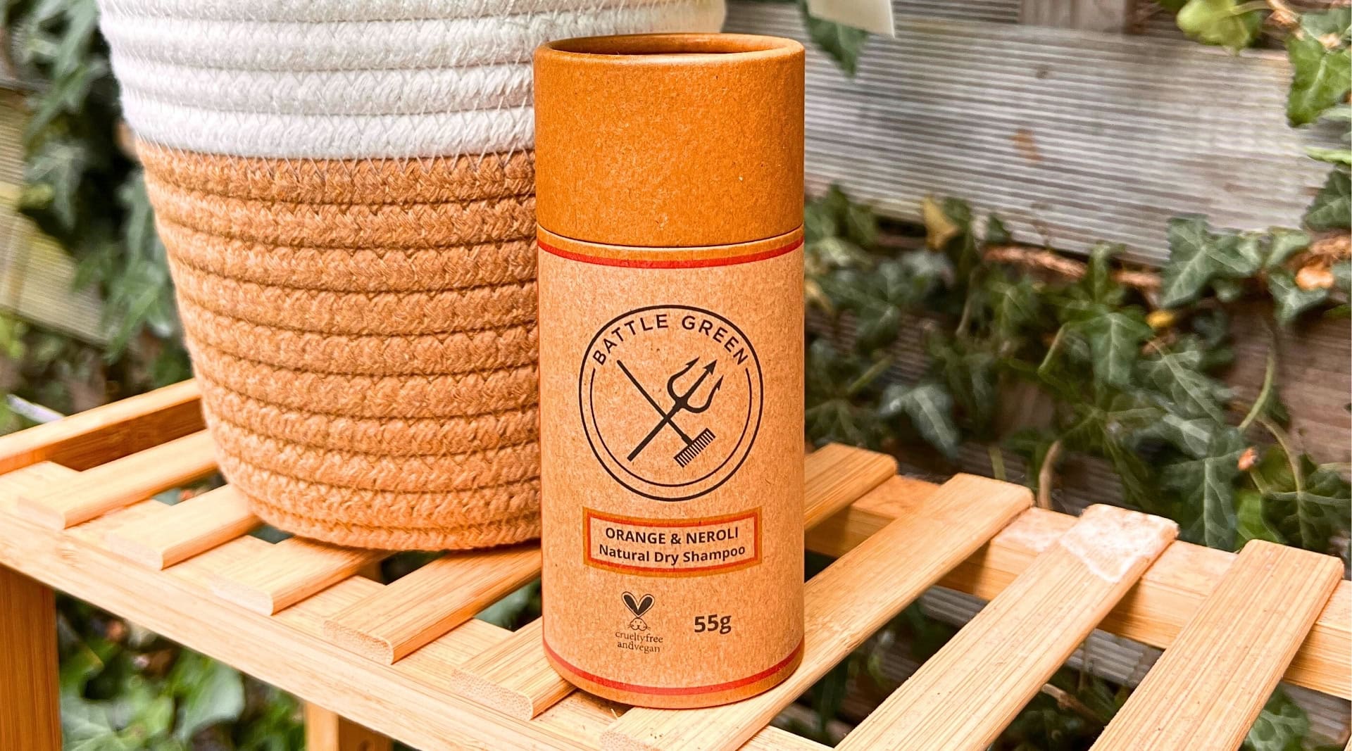 Image by Sustainable Jungle (Battle Green) (sustainable-dry-shampoo)