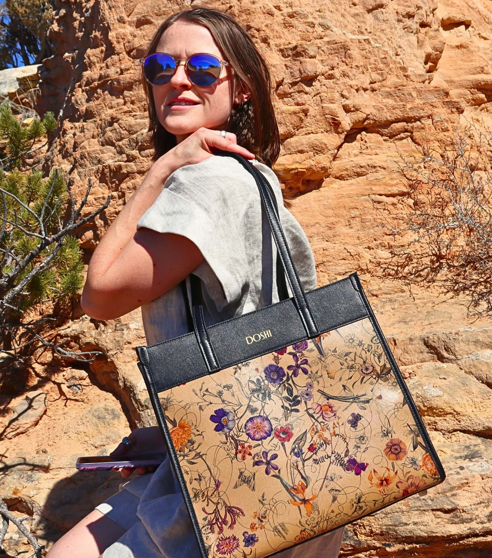 Image by Sustainable Jungle (Doshi) (vegan-handbags-purses)