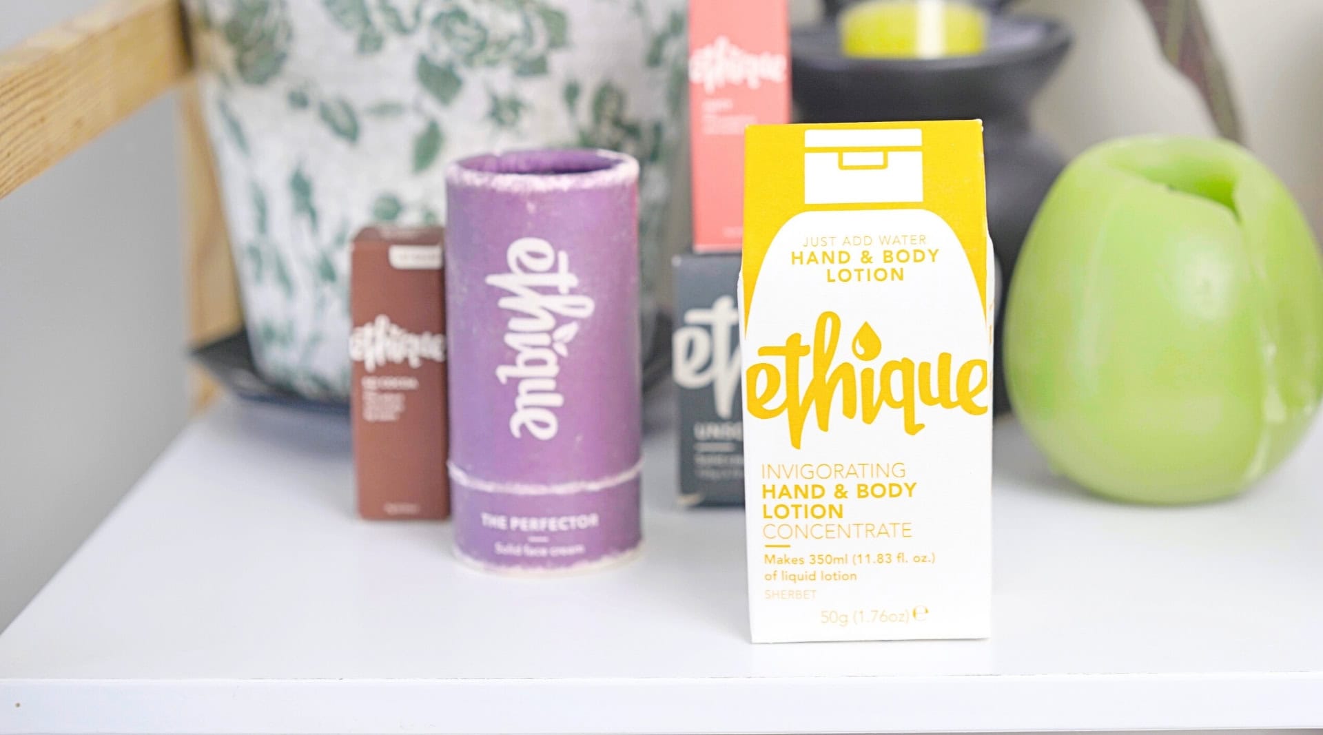 Image by Sustainable Jungle (Ethique) (zero-waste-lotion)