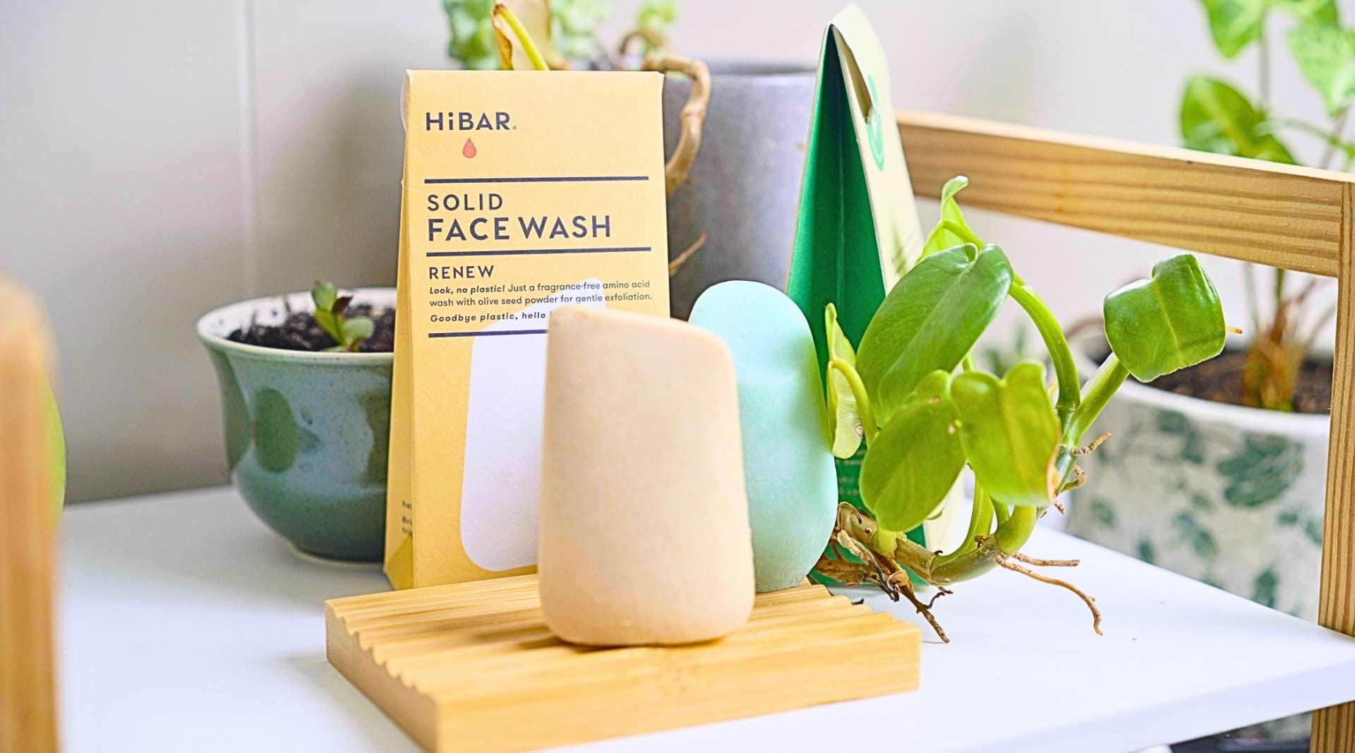 Image by Sustainable Jungle (HiBAR) (organic-natural-face-wash)