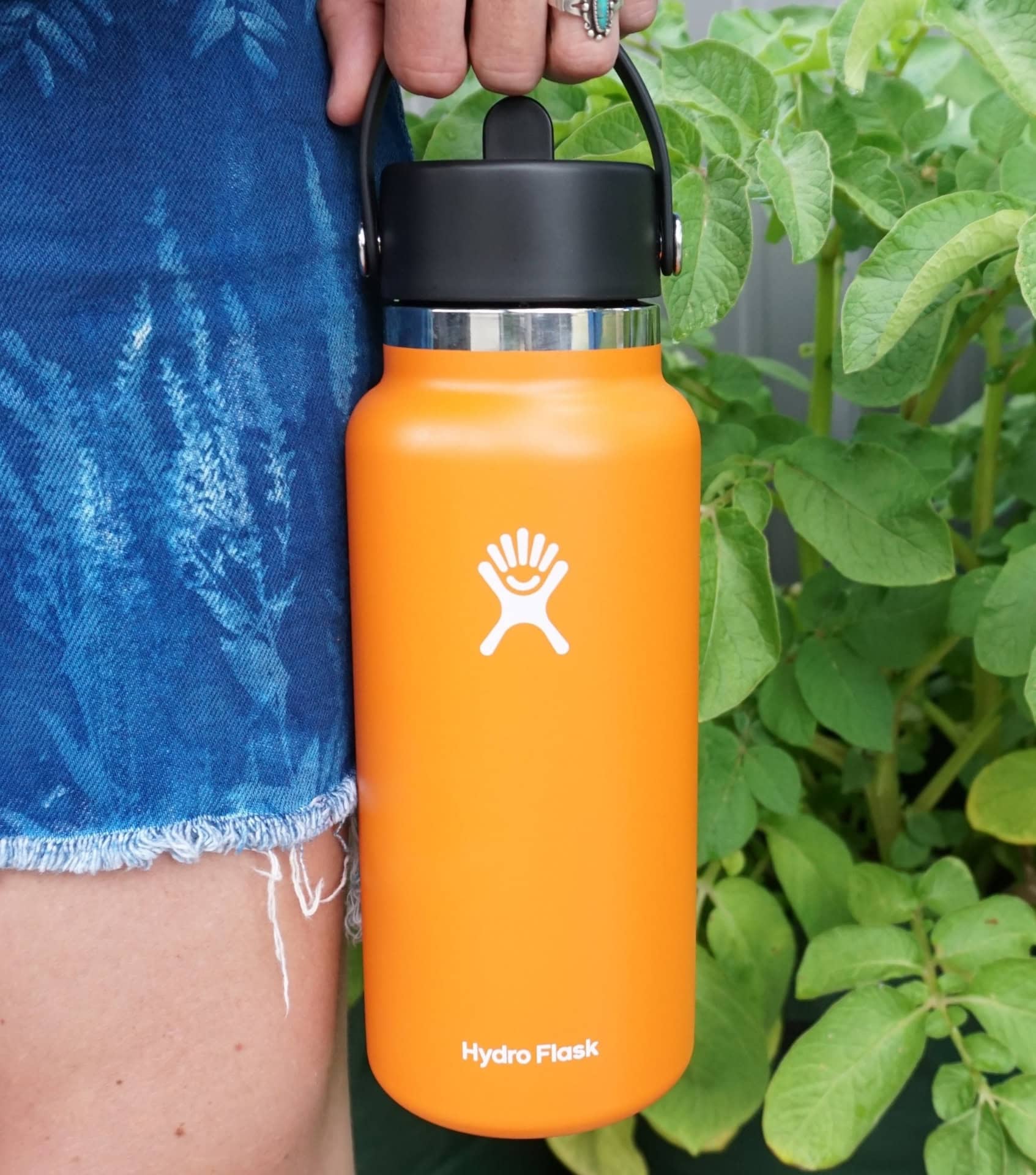 Image by Sustainable Jungle (Hydro Flask) (eco-friendly-travel-products)