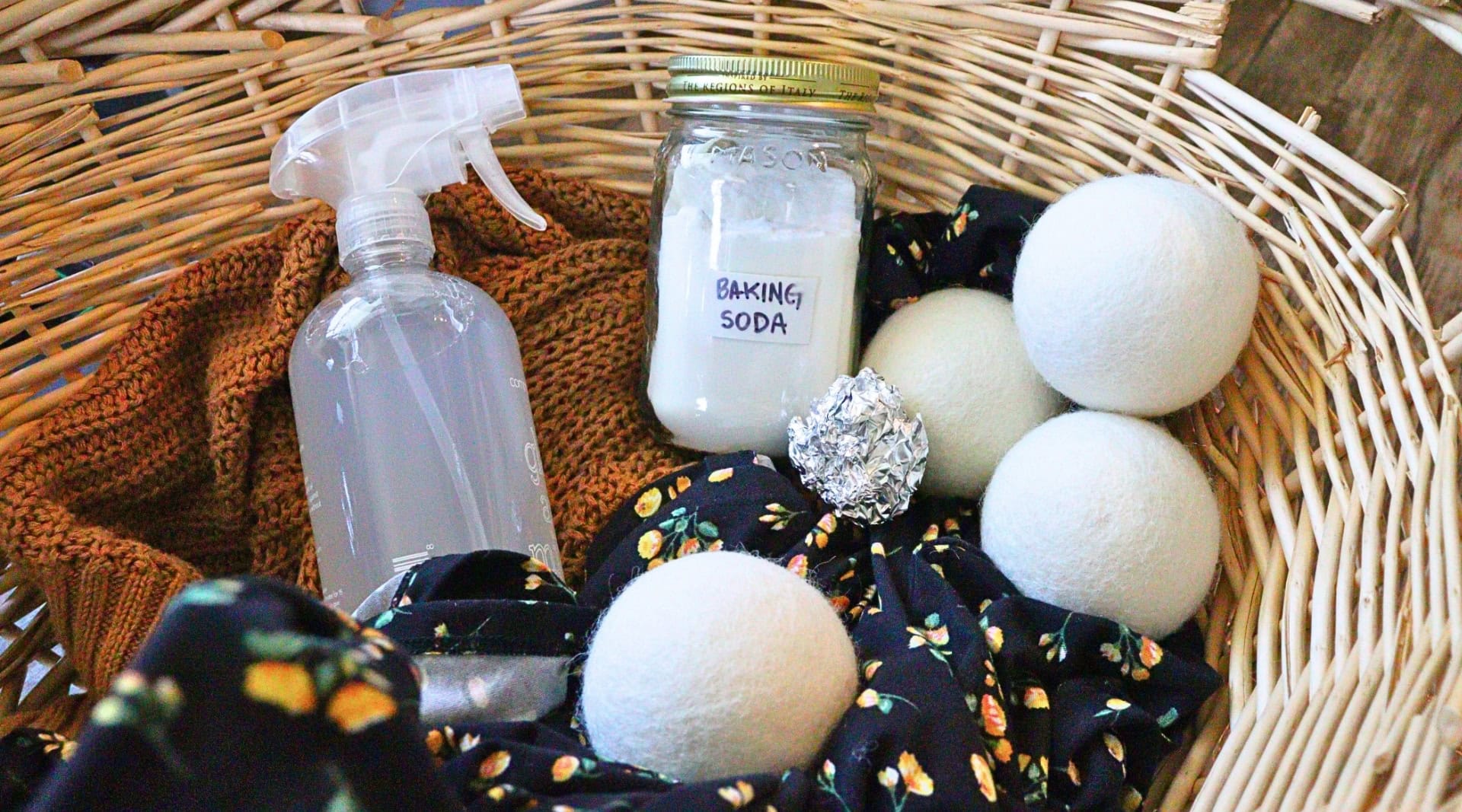Image by Sustainable Jungle (Informational Pics) (eco-friendly-fabric-softeners)