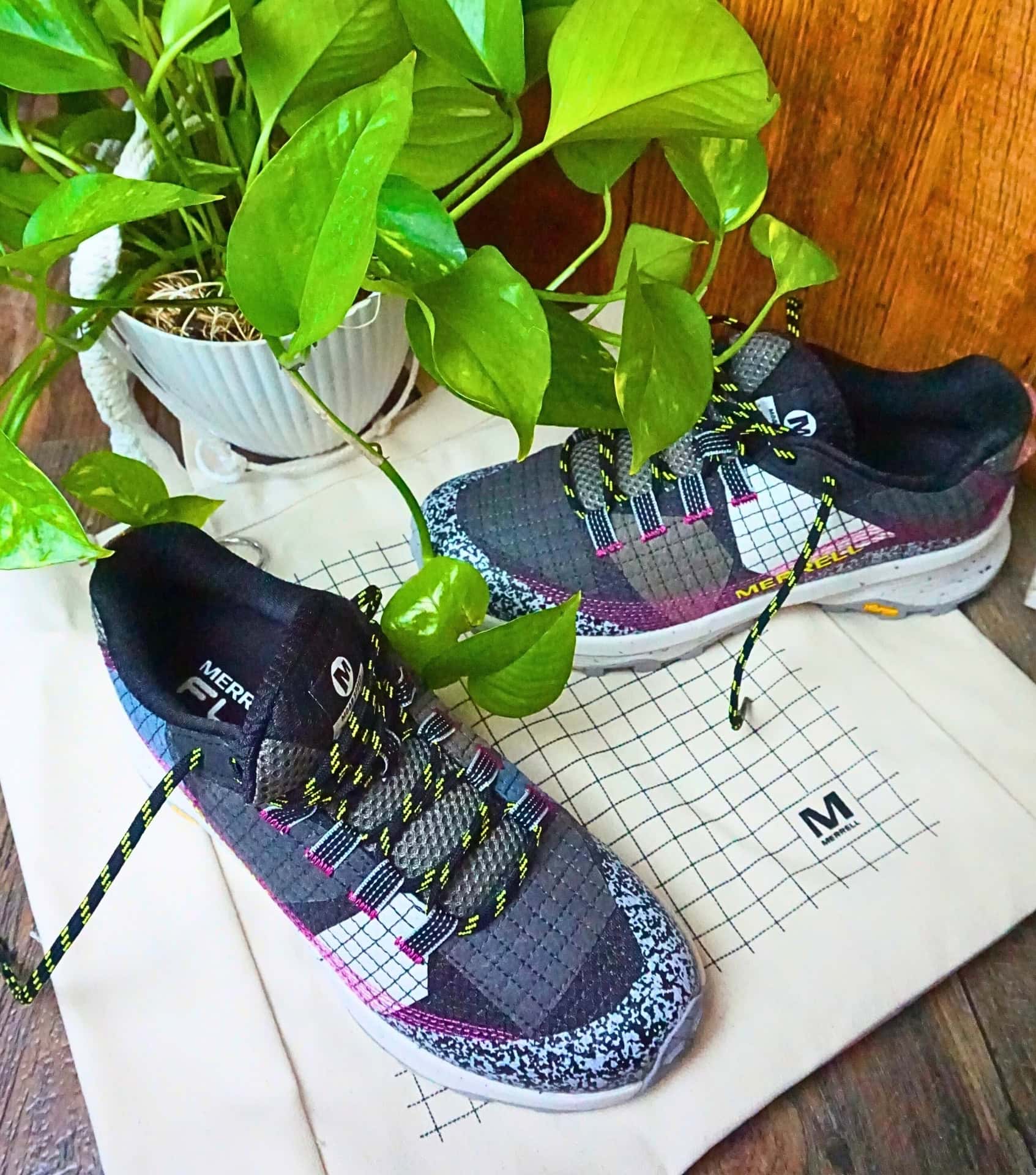 Image by Sustainable Jungle (Merrell) (sustainable-running-shoes) (2)