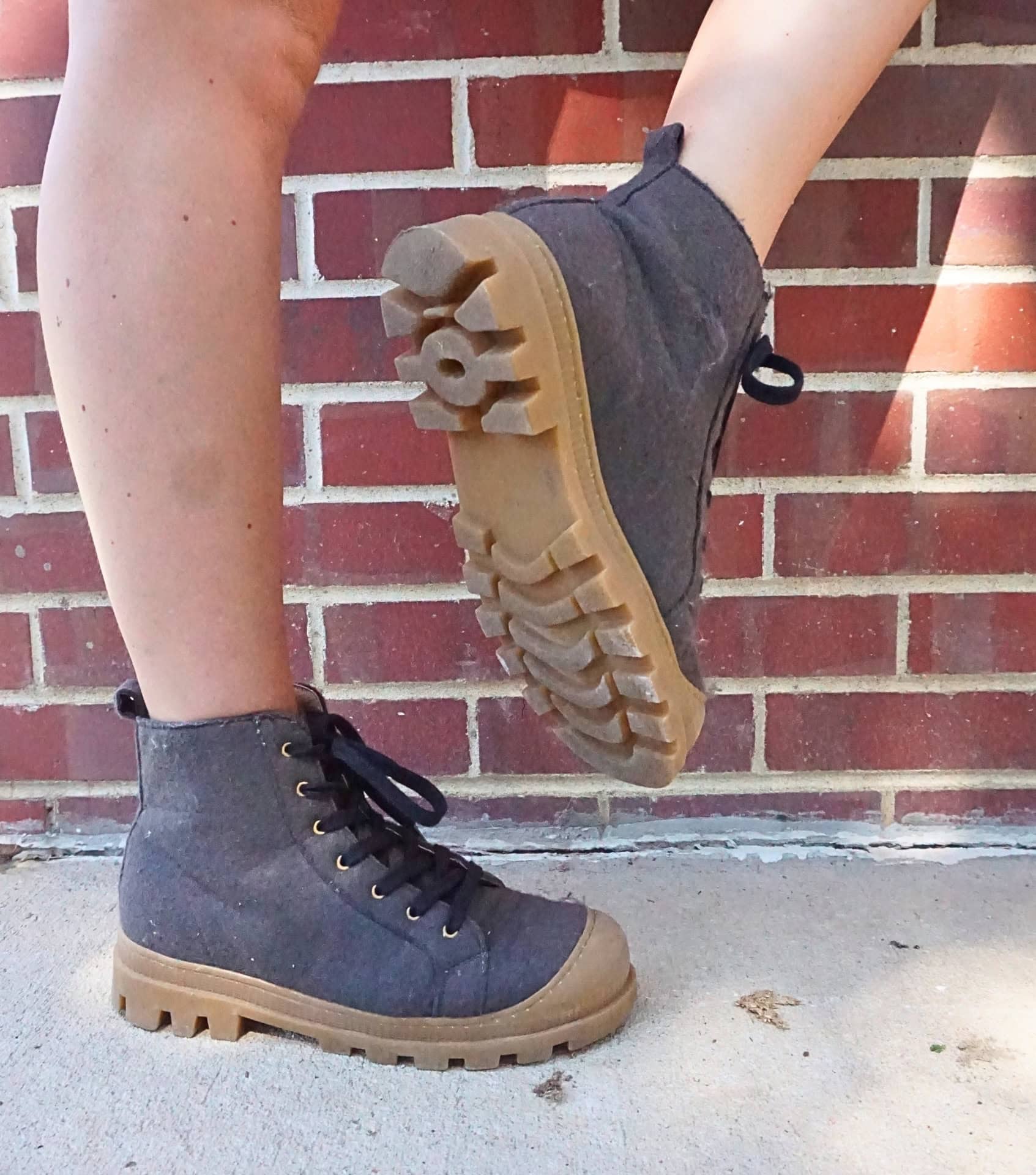 Image by Sustainable Jungle (NAE) (ethical-shoe-brands) (2)
