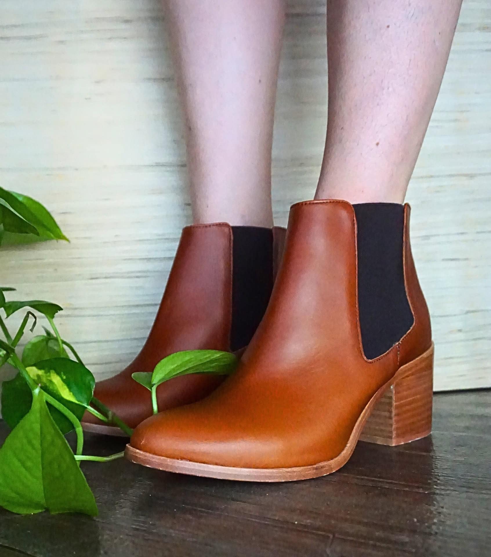 Image by Sustainable Jungle (Nisolo) (sustainable-heels) (2)