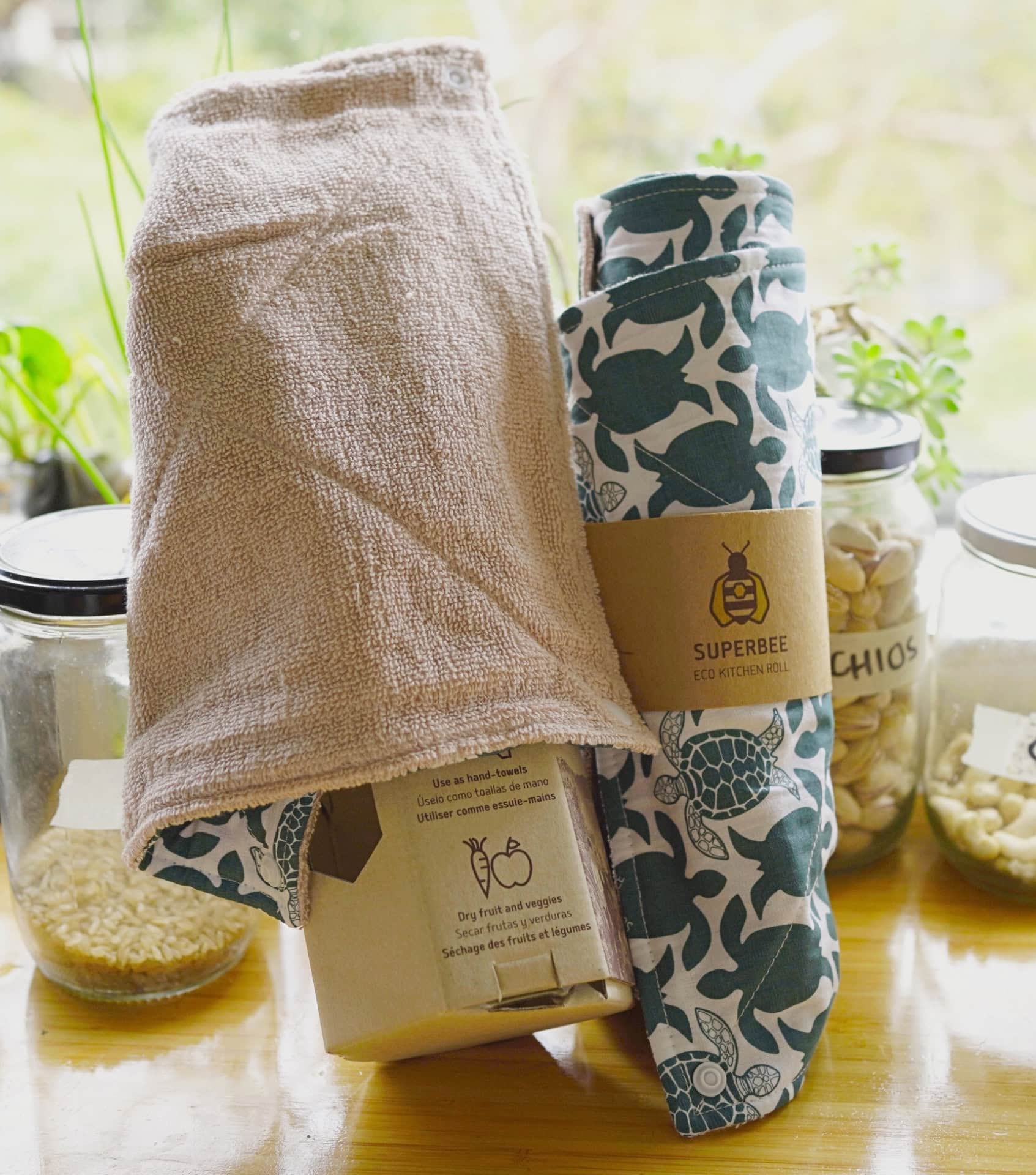 Image by Sustainable Jungle (SuperBee) (paper-towel-alternatives)