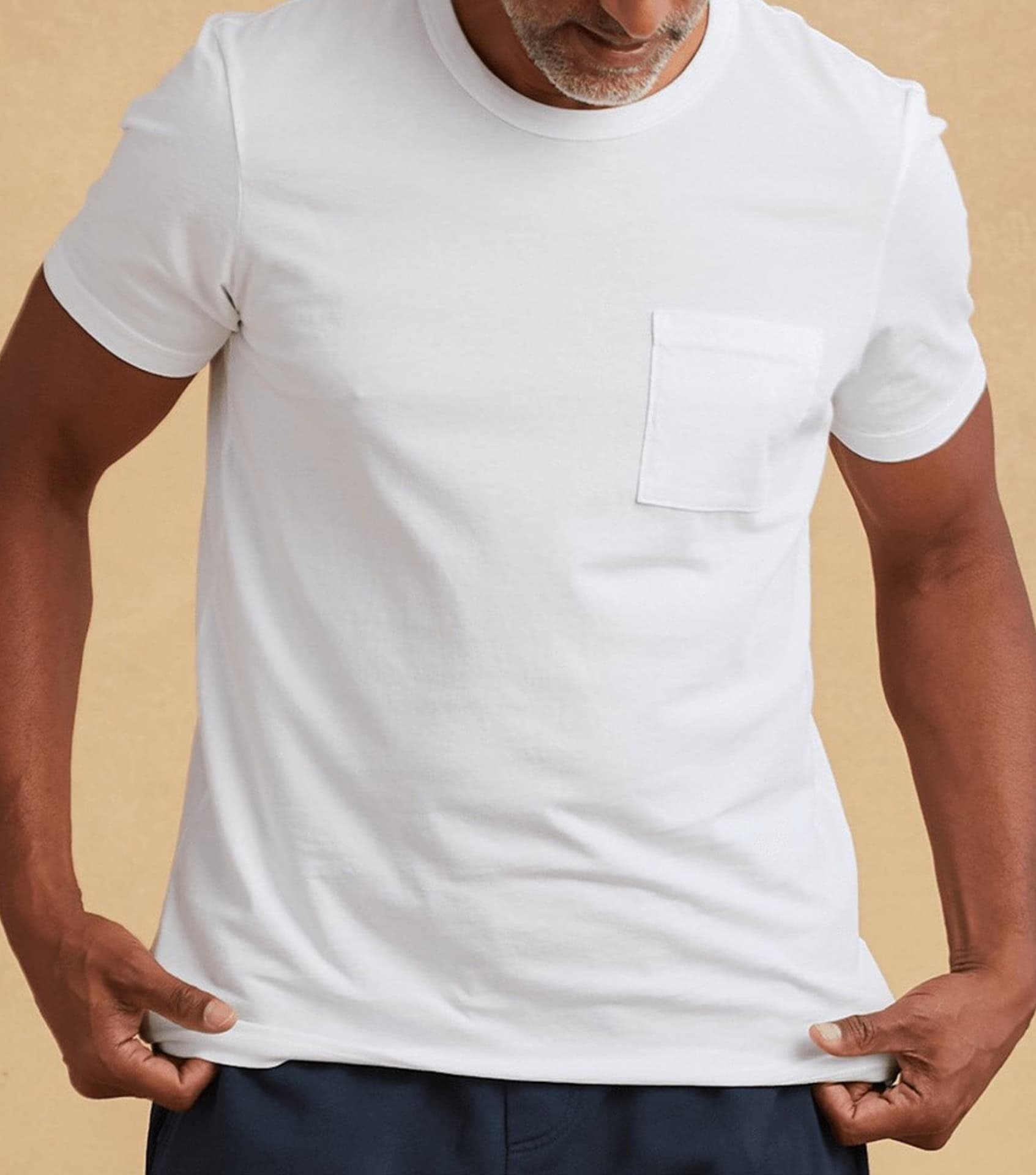 Image by Sustainable Jungle (The Classic T-Shirt Company) (minimalist-wardrobe-men) (2)